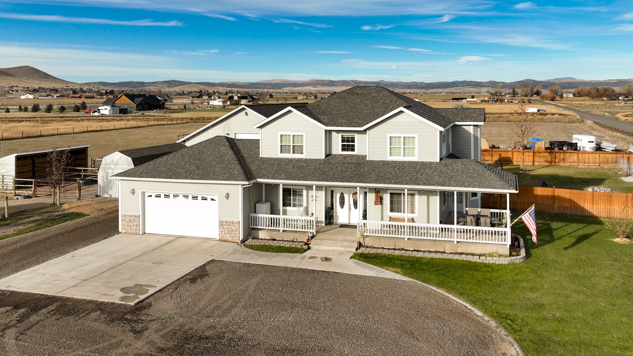 804 Crestwood Lane