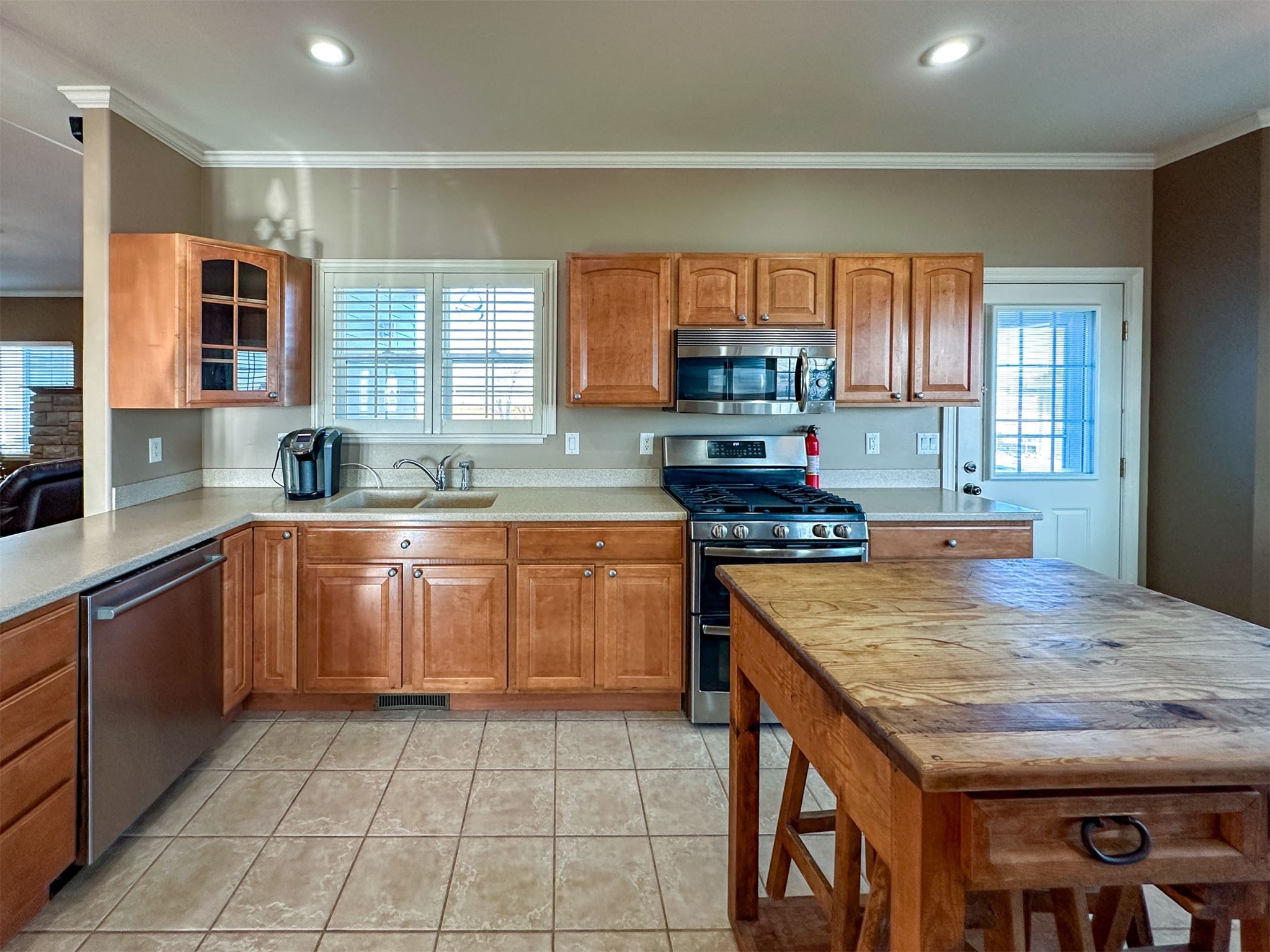 804 Crestwood Lane