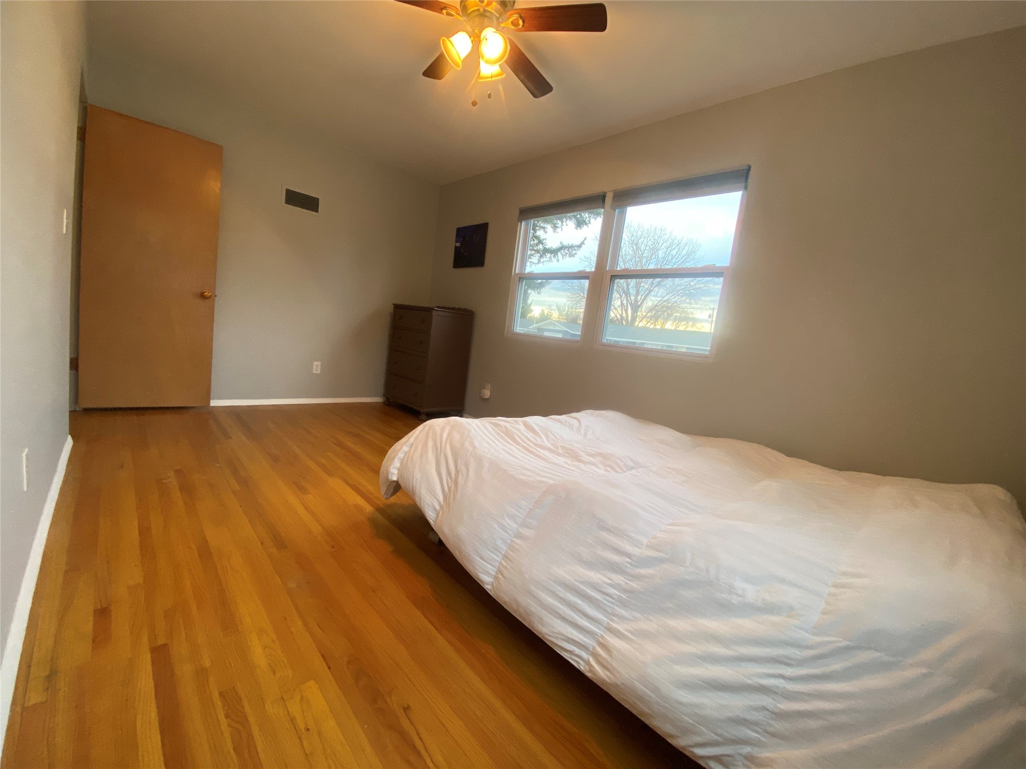 19 9th Avenue SW