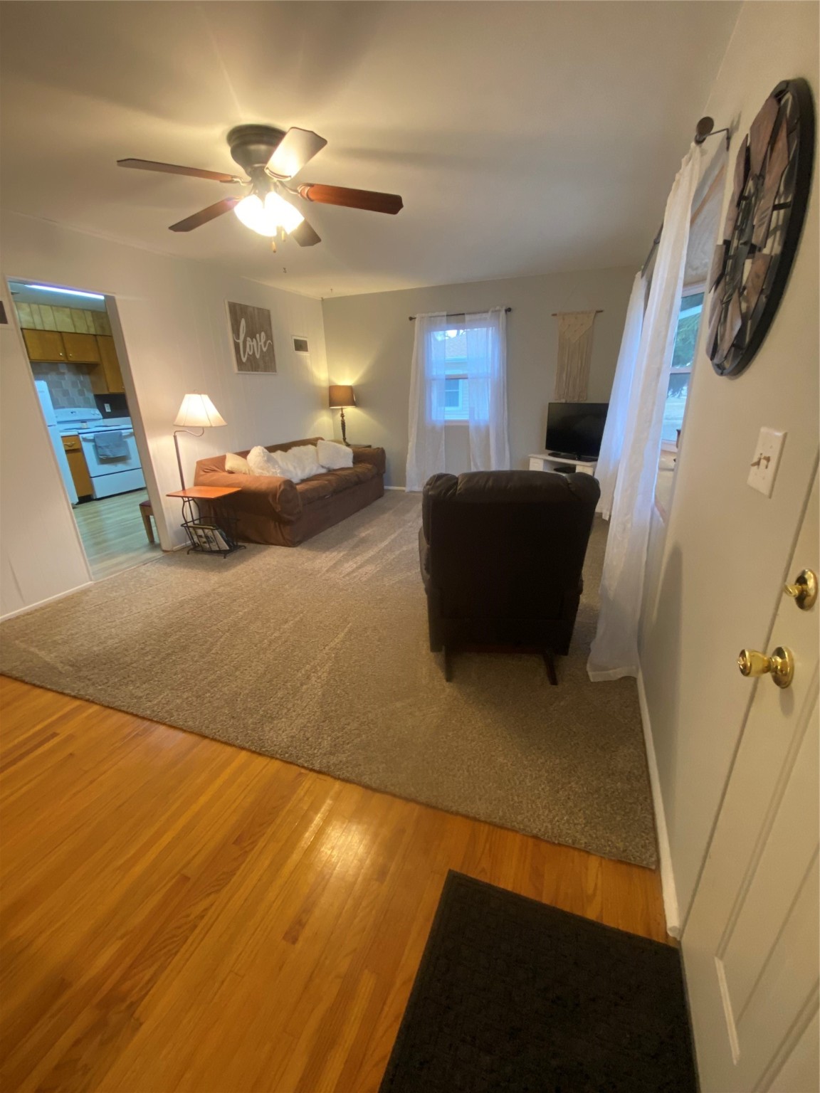 19 9th Avenue SW