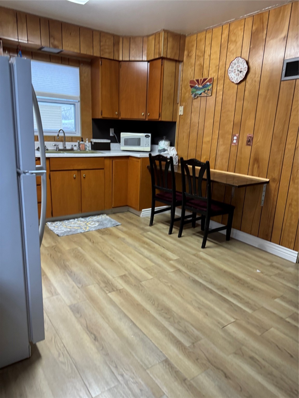 19 9th Avenue SW