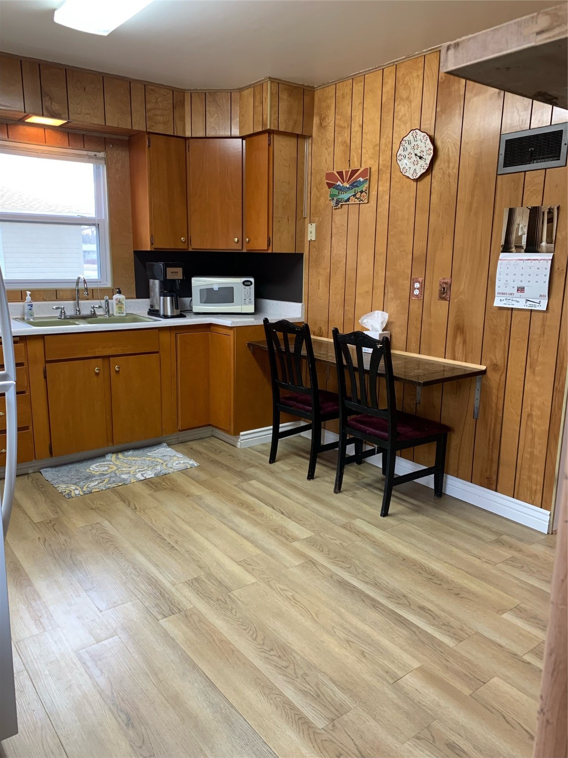 19 9th Avenue SW