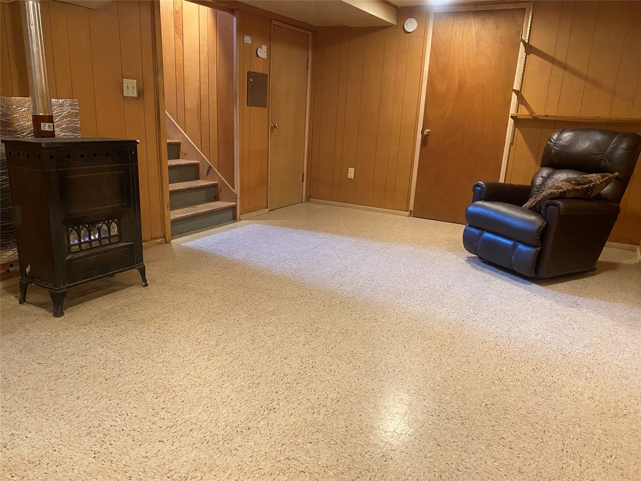 19 9th Avenue SW