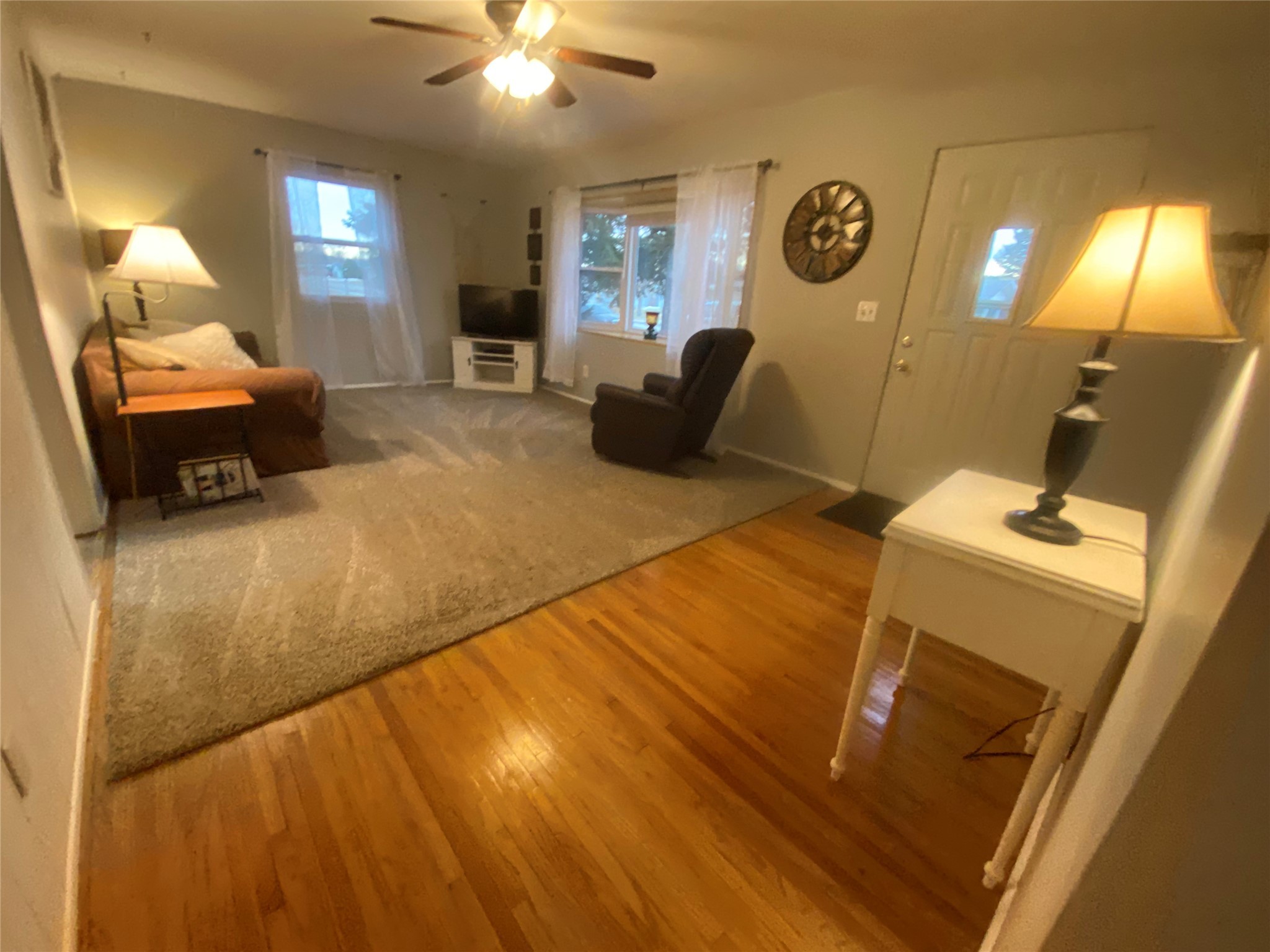 19 9th Avenue SW