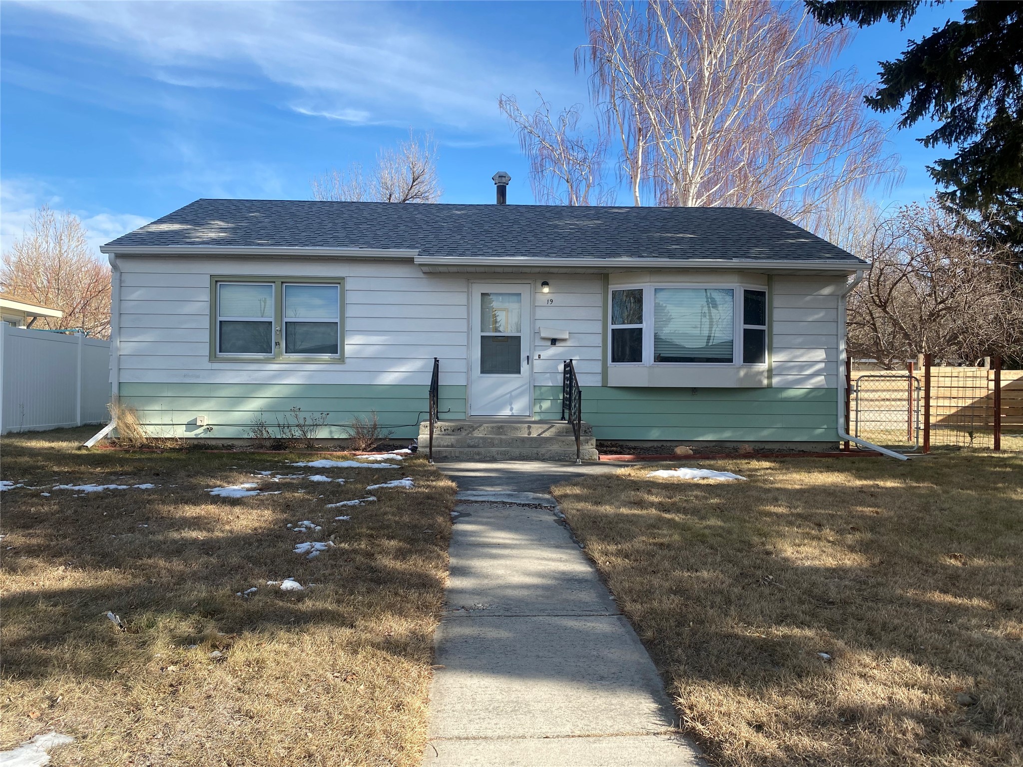 19 9th Avenue SW
