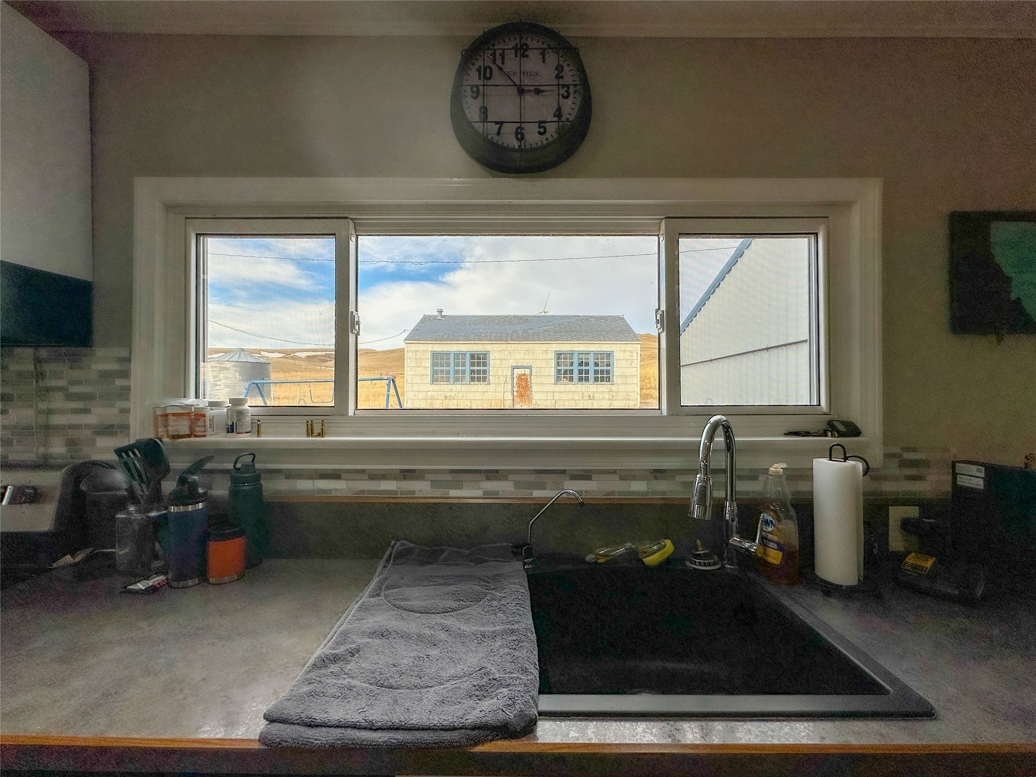 1013 Hjartarson Road