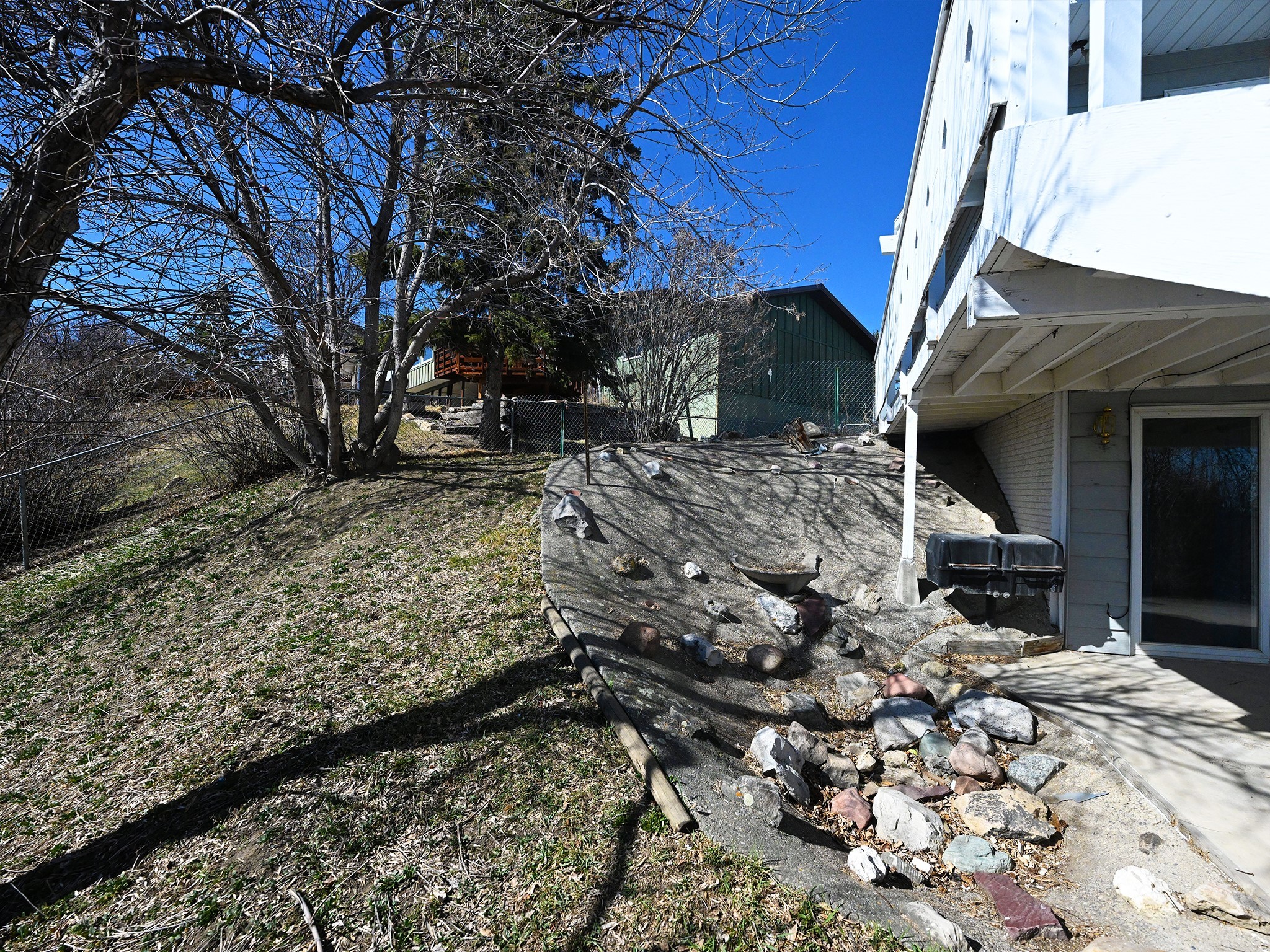 526 Skyline Drive NE