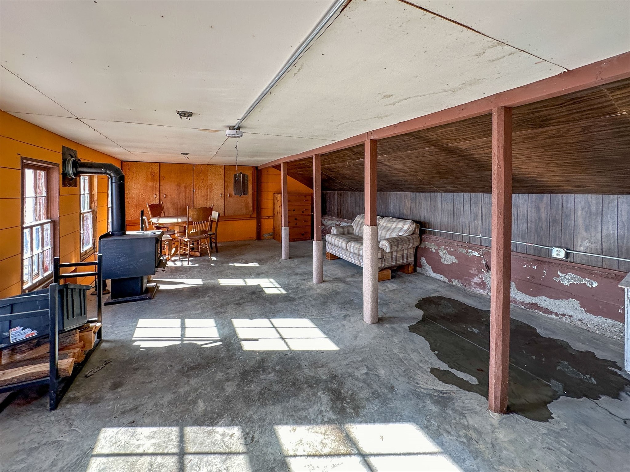 1061 20th Road NE