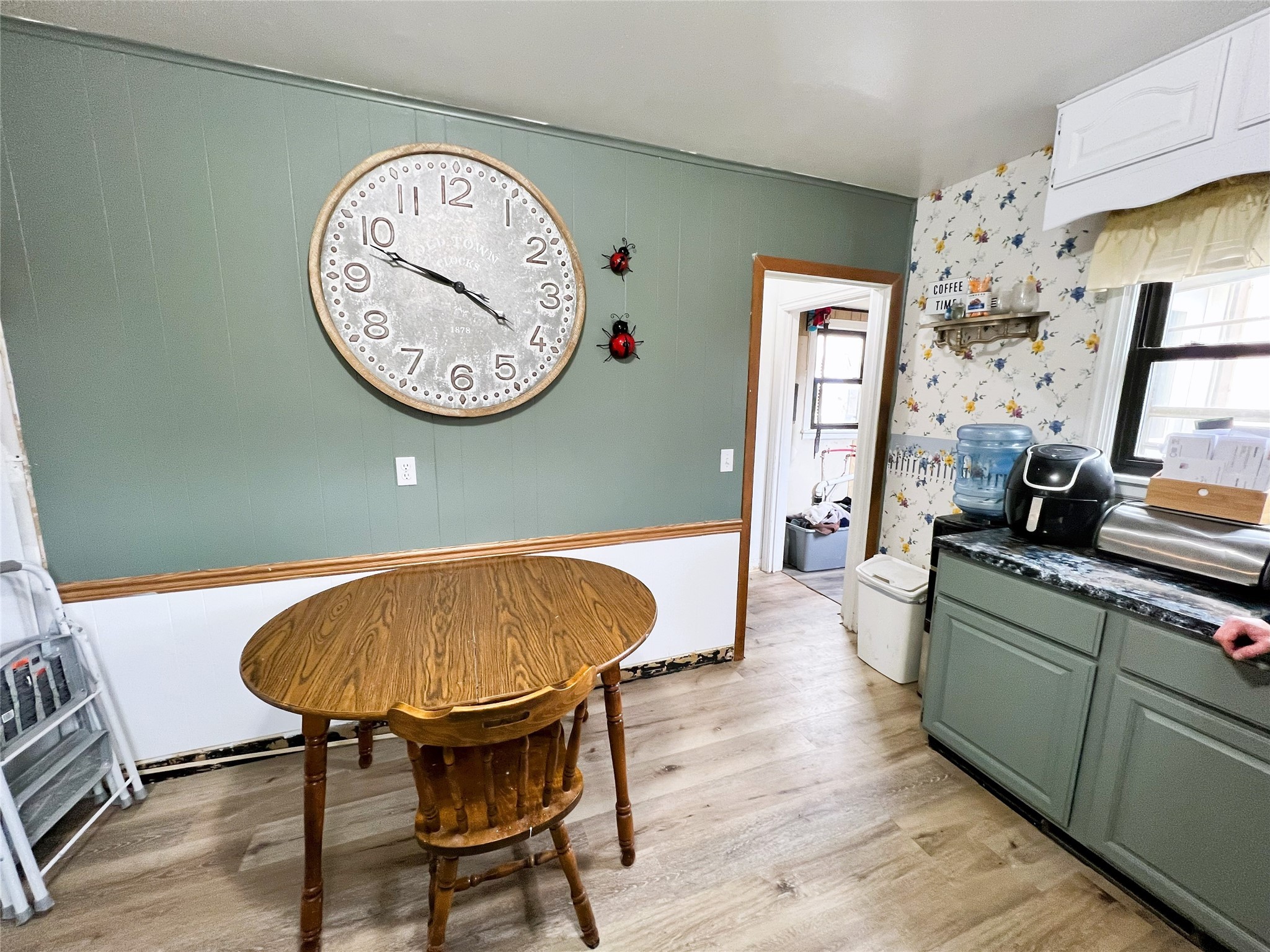30 3rd Avenue SW