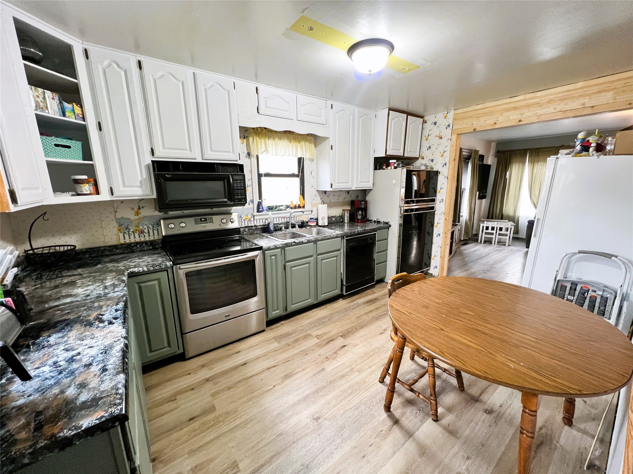 30 3rd Avenue SW