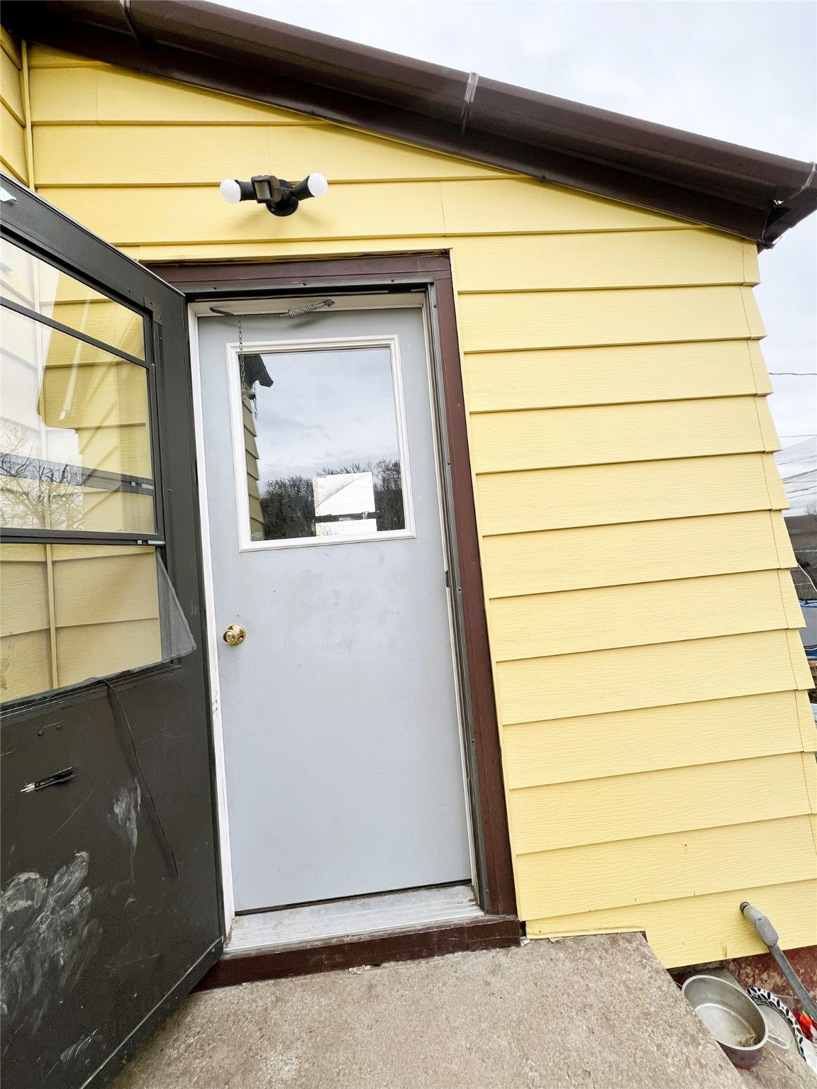 30 3rd Avenue SW