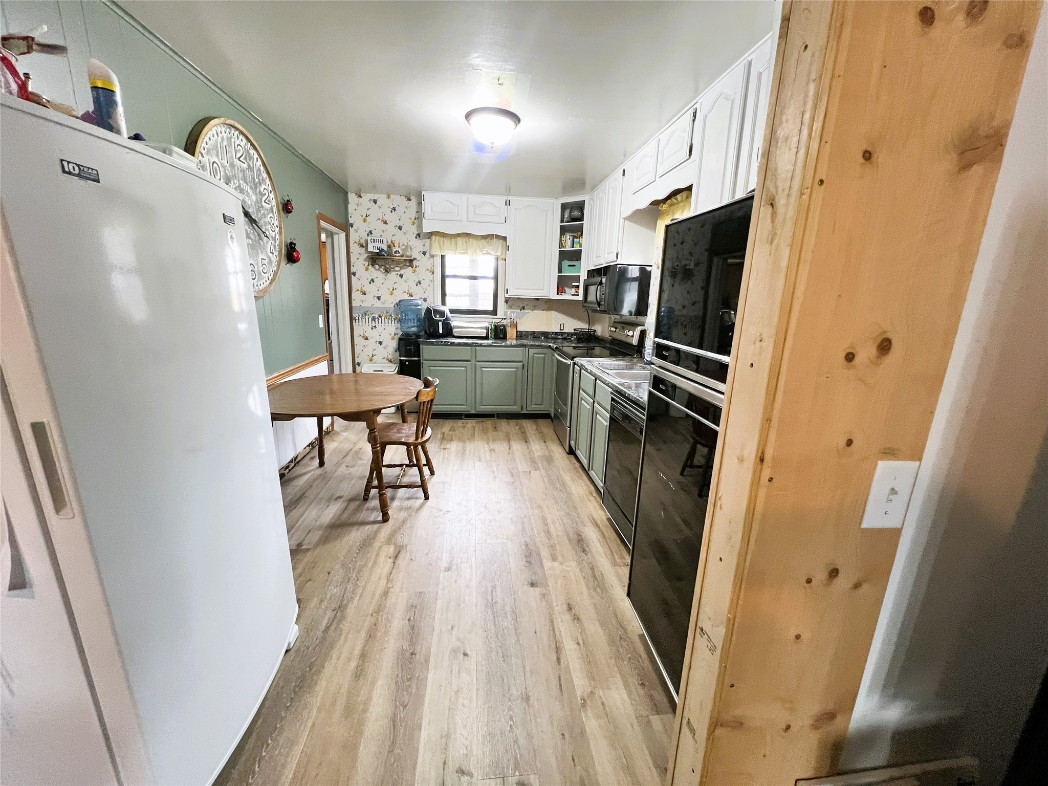 30 3rd Avenue SW