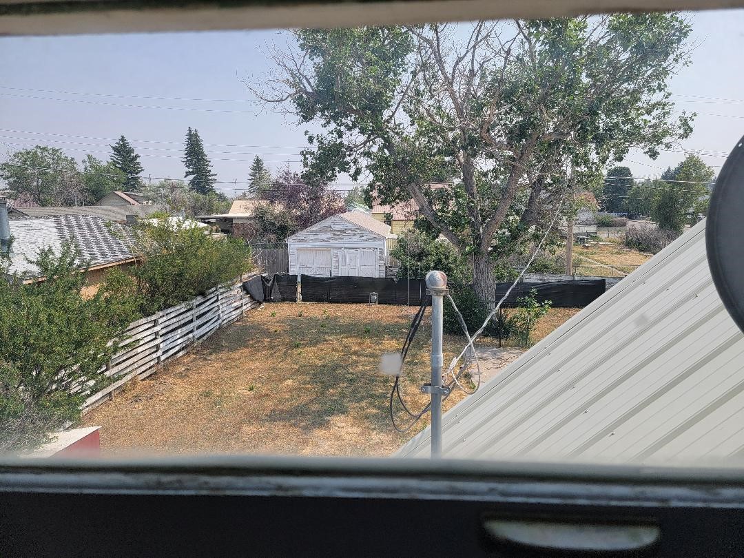 29 4th Avenue SW