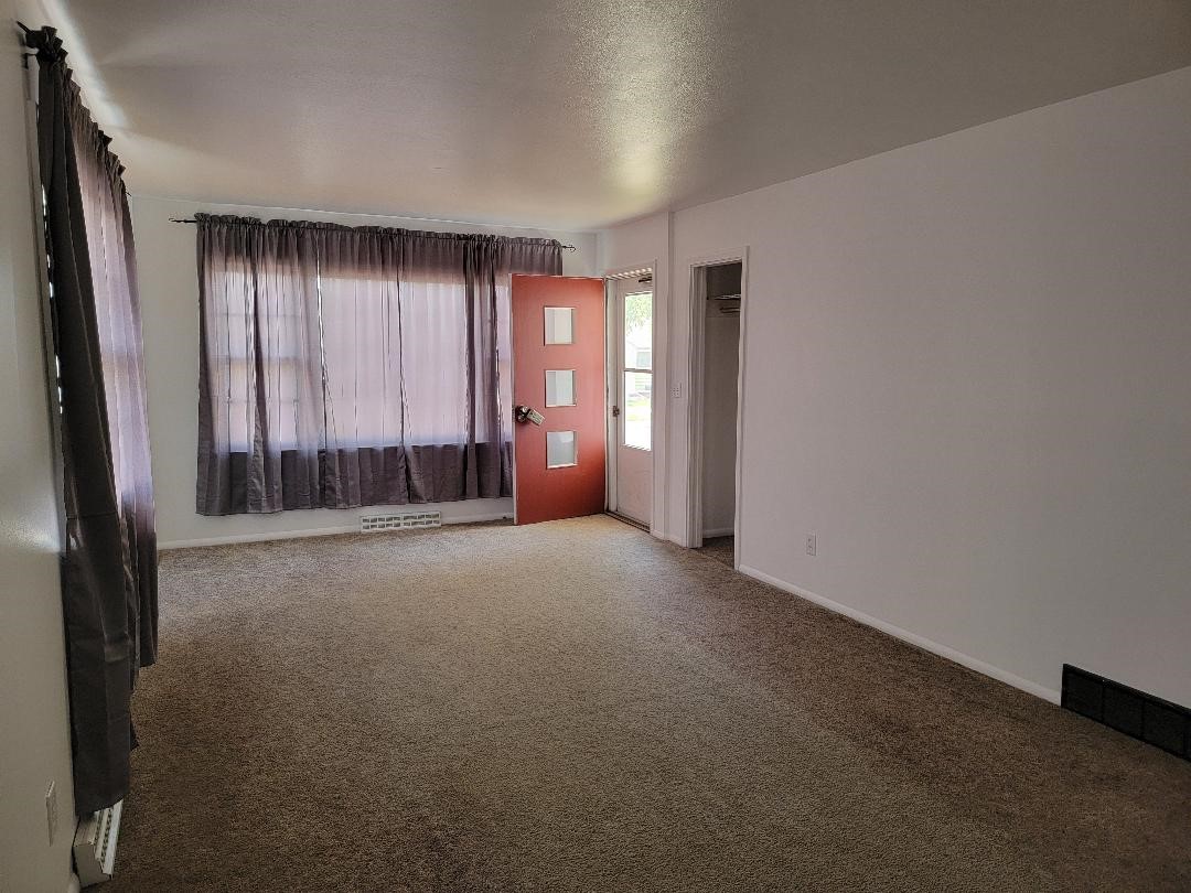29 4th Avenue SW