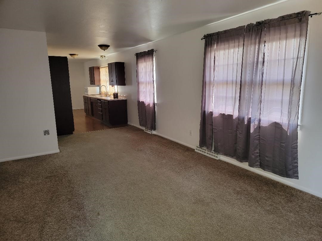 29 4th Avenue SW