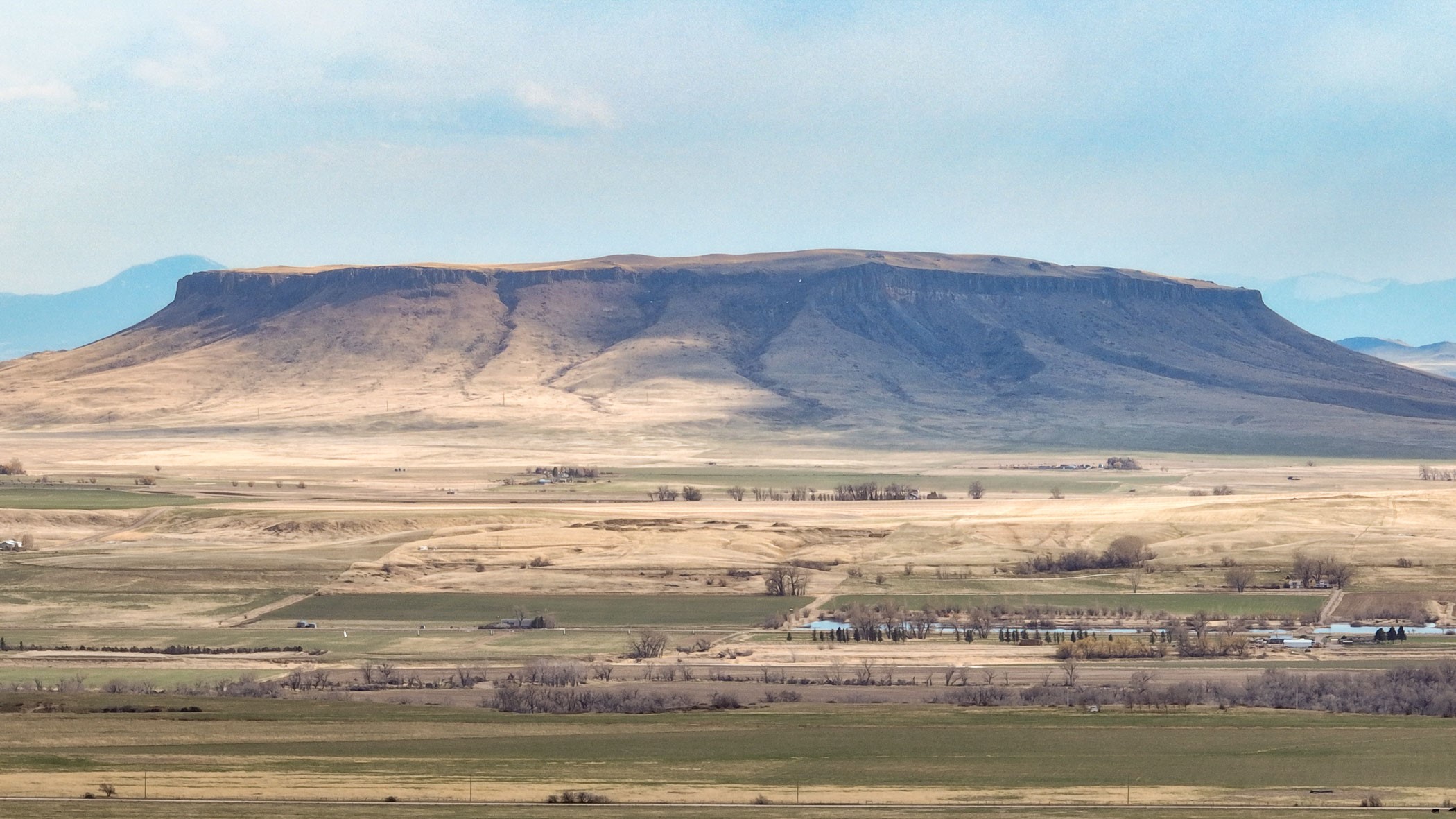 64 Deerfoot Trail