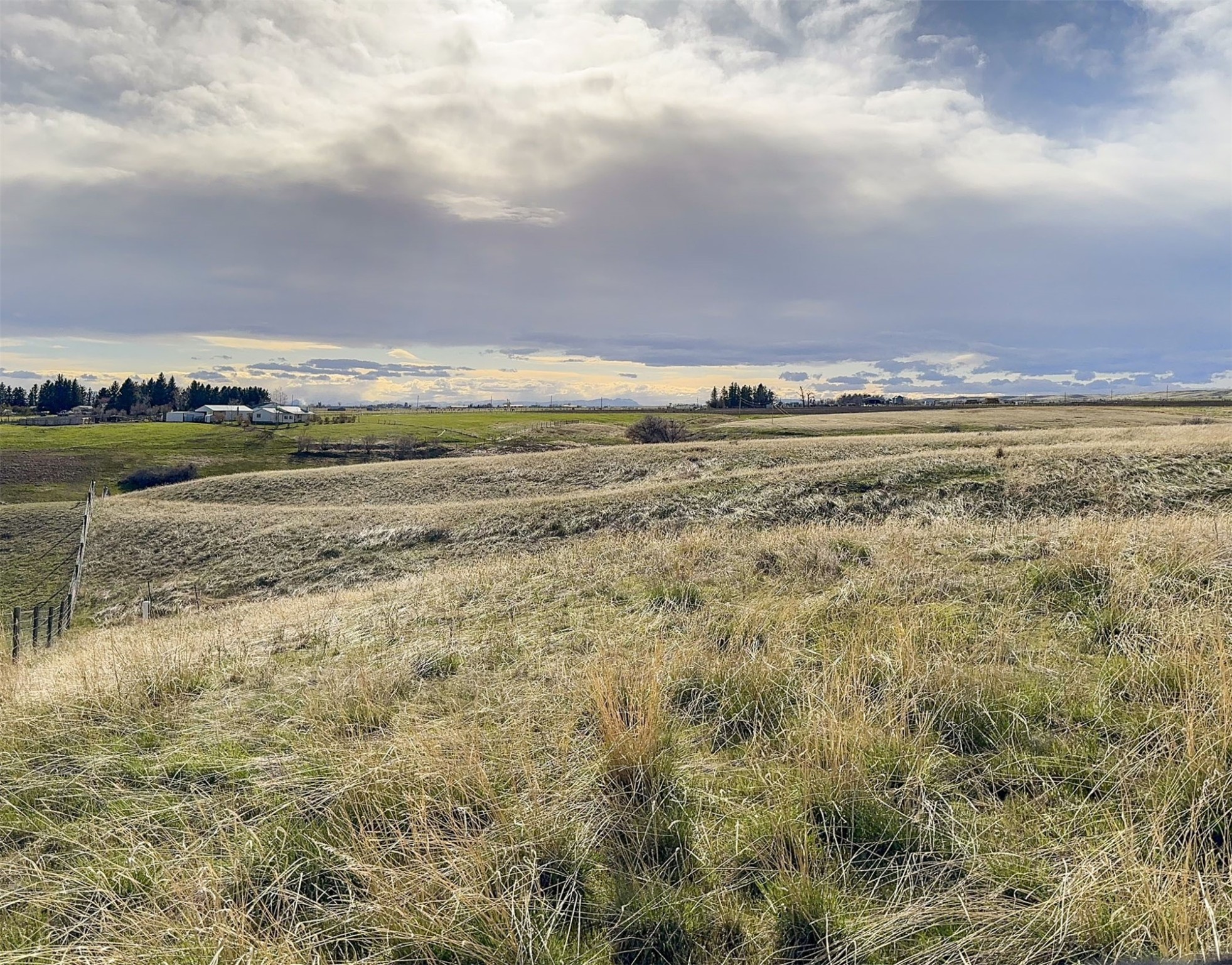64 Deerfoot Trail