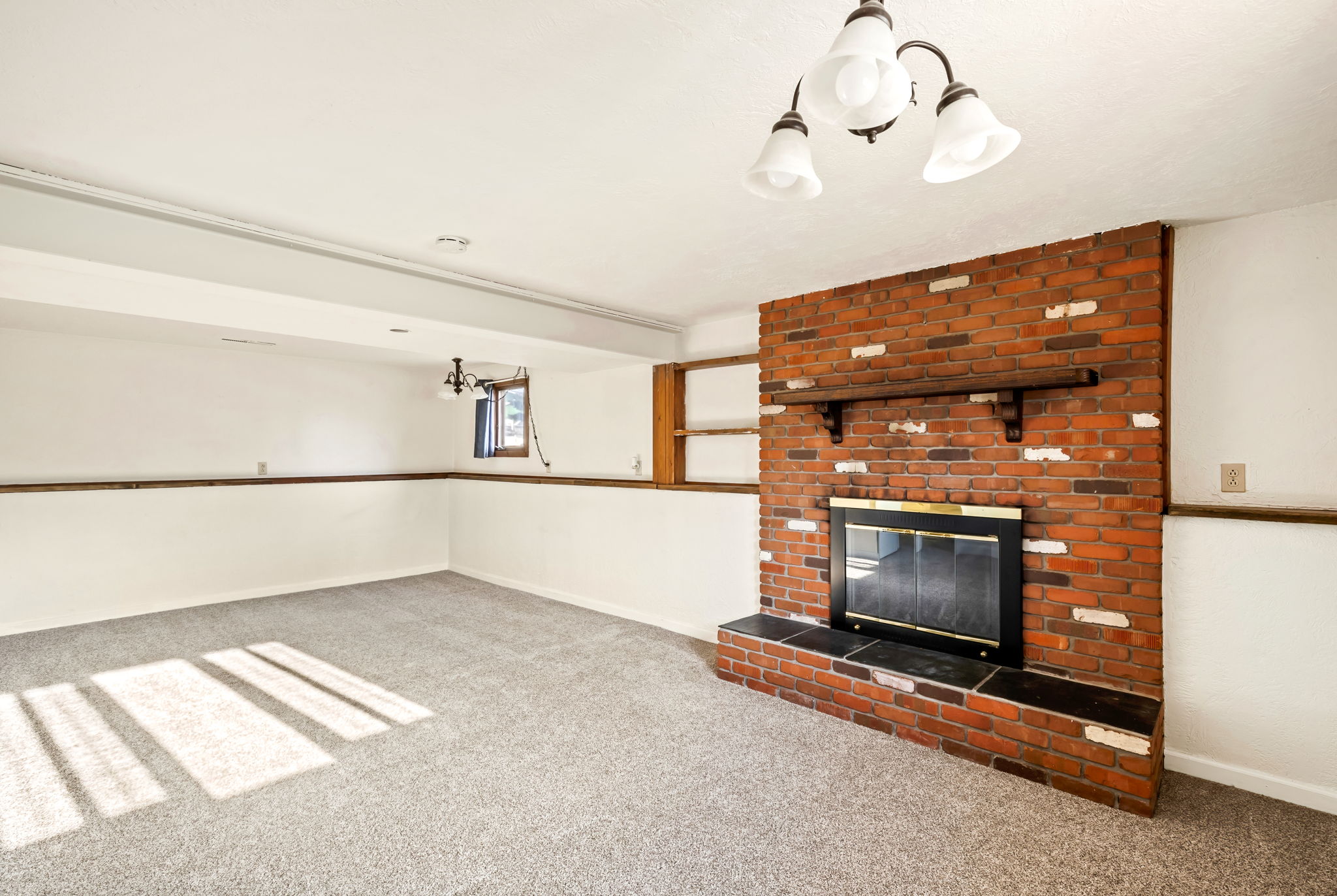 2742 Delmar Drive