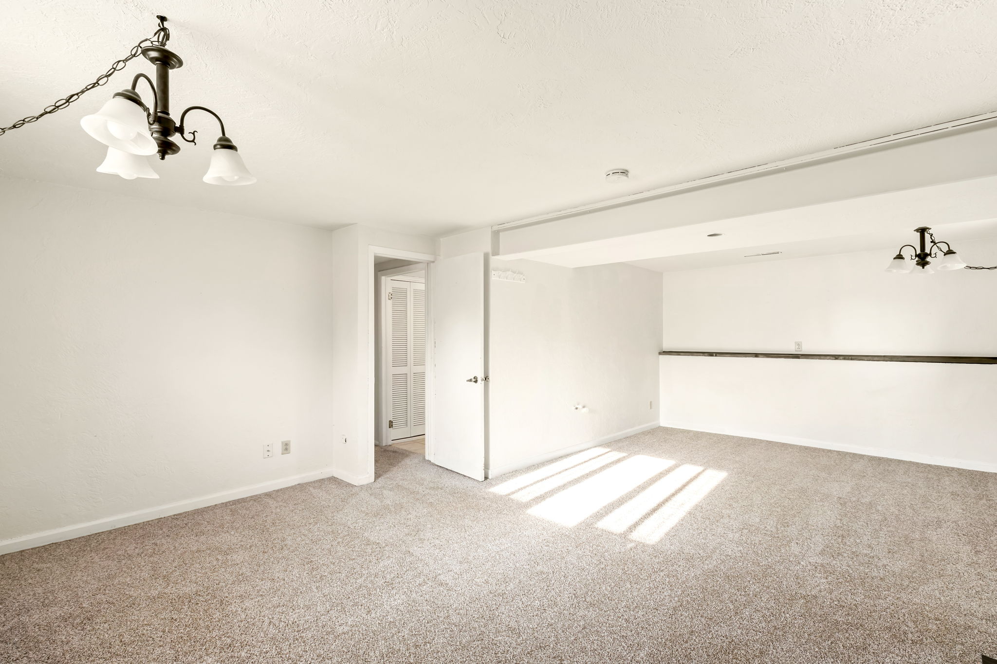2742 Delmar Drive