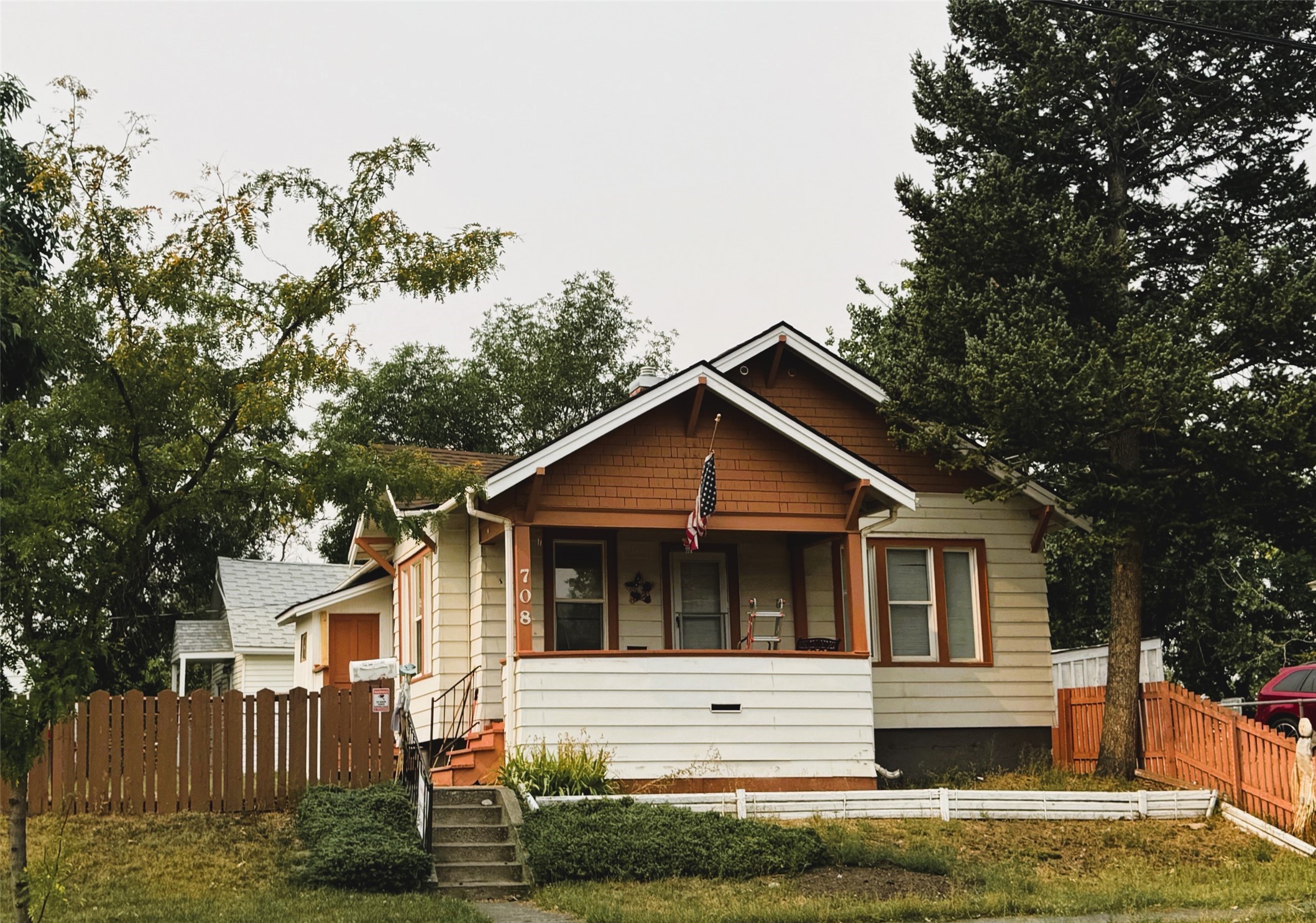 708 6th Street N