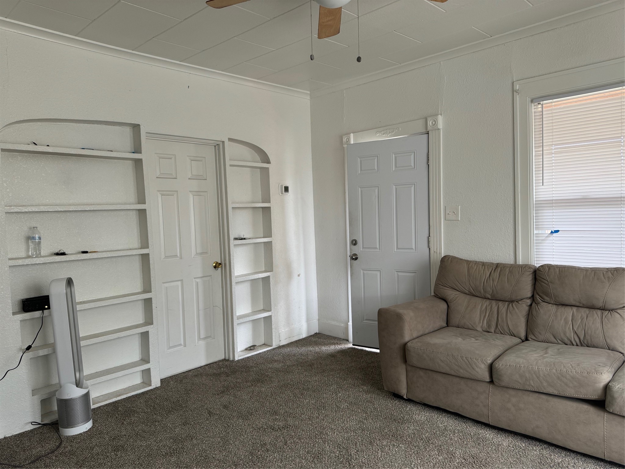 708 6th Street N