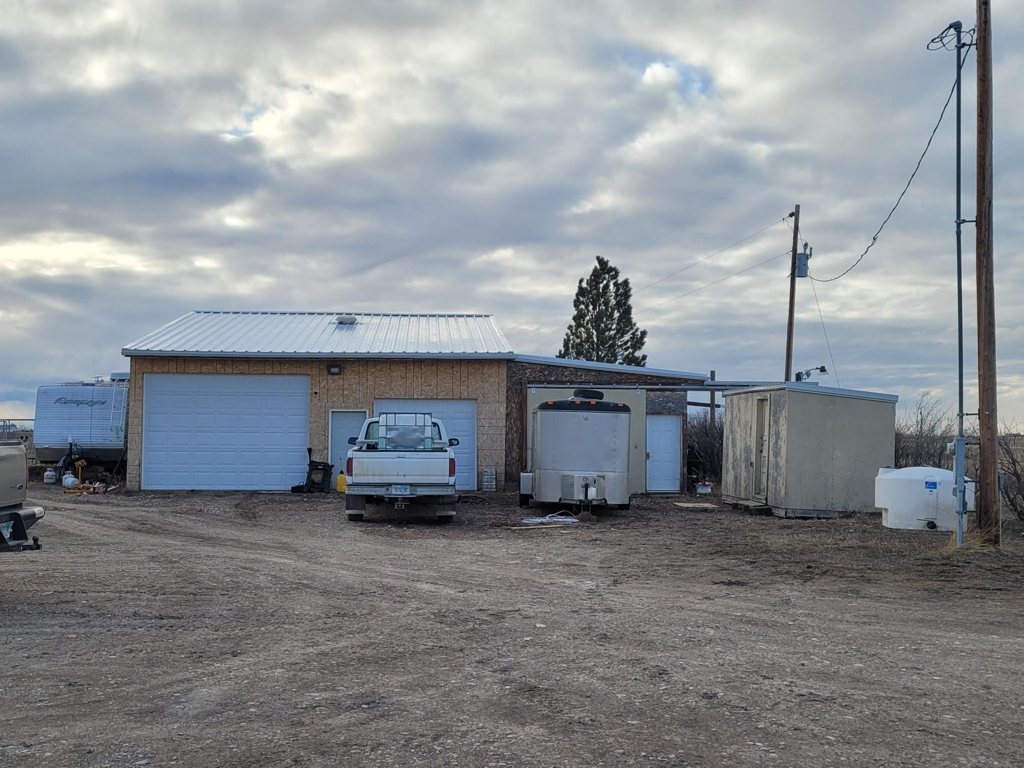 1270 2nd Road NE