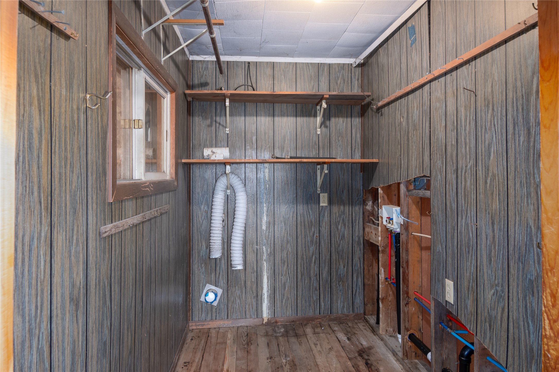 211 E Cedar Street