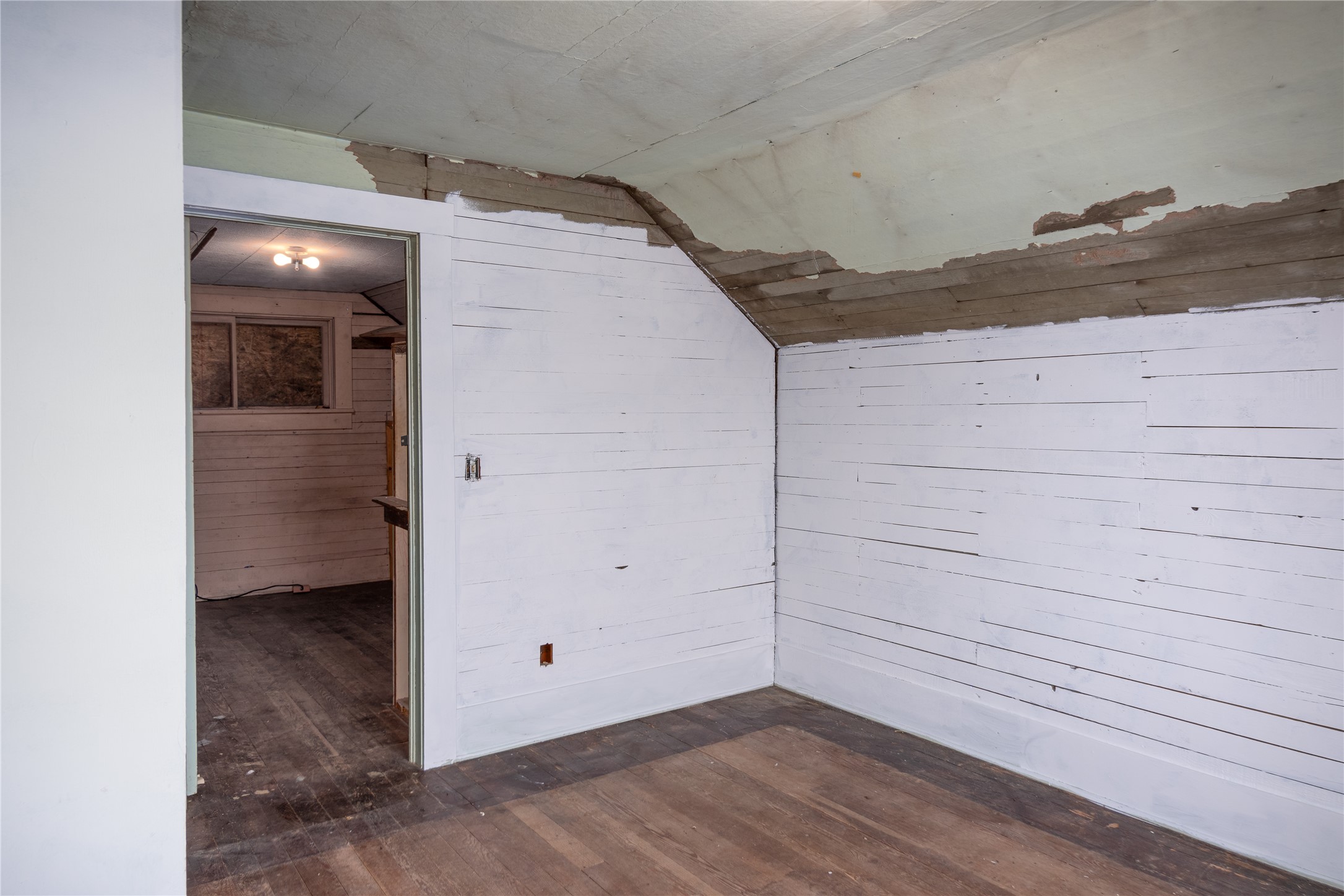 211 E Cedar Street