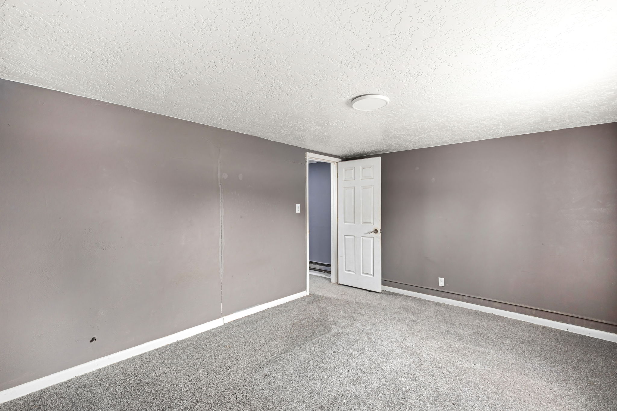 213 8th Street S