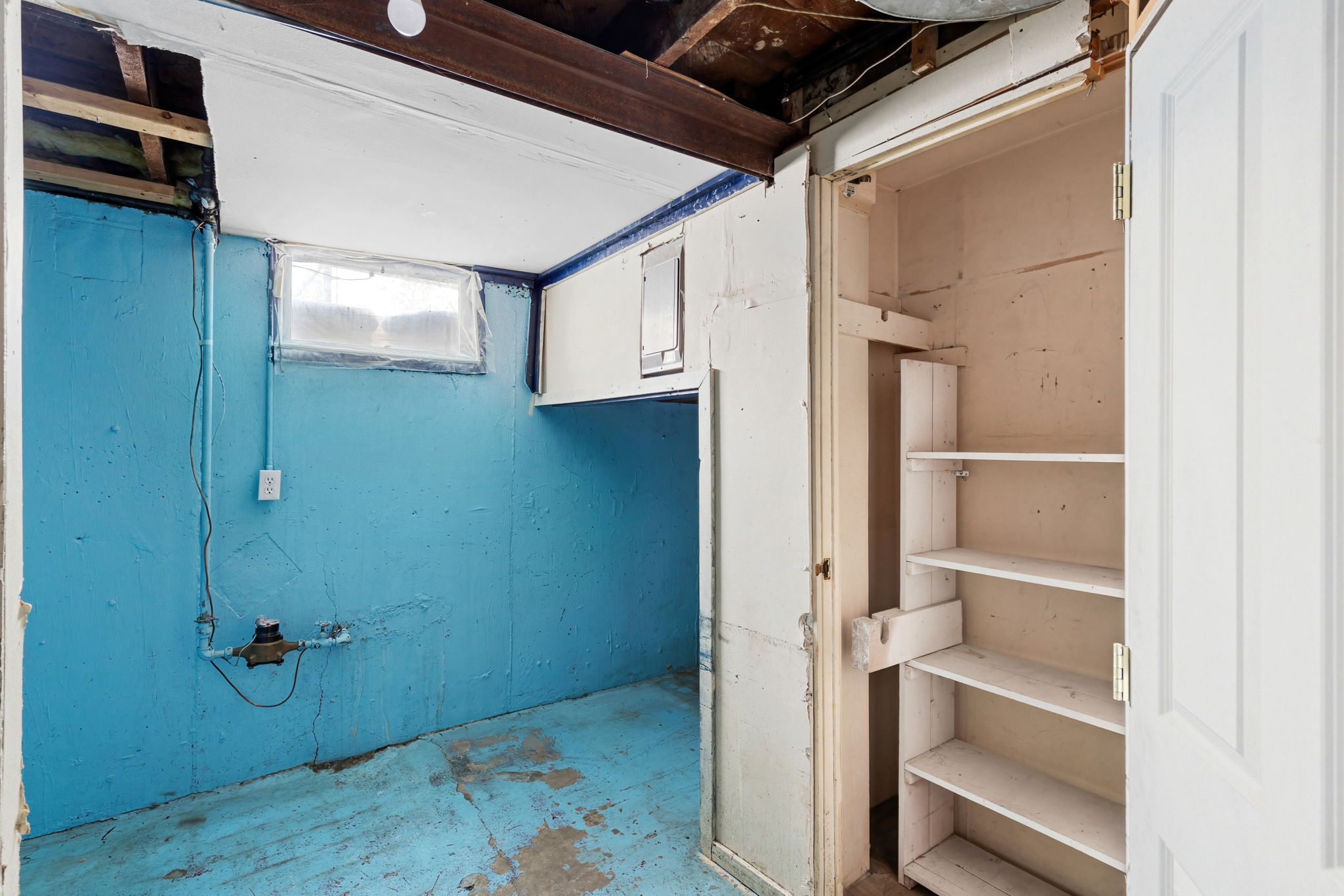213 8th Street S