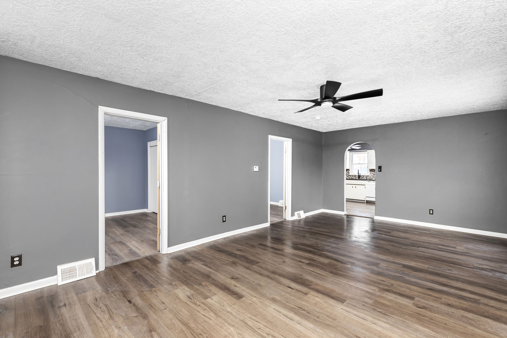 213 8th Street S