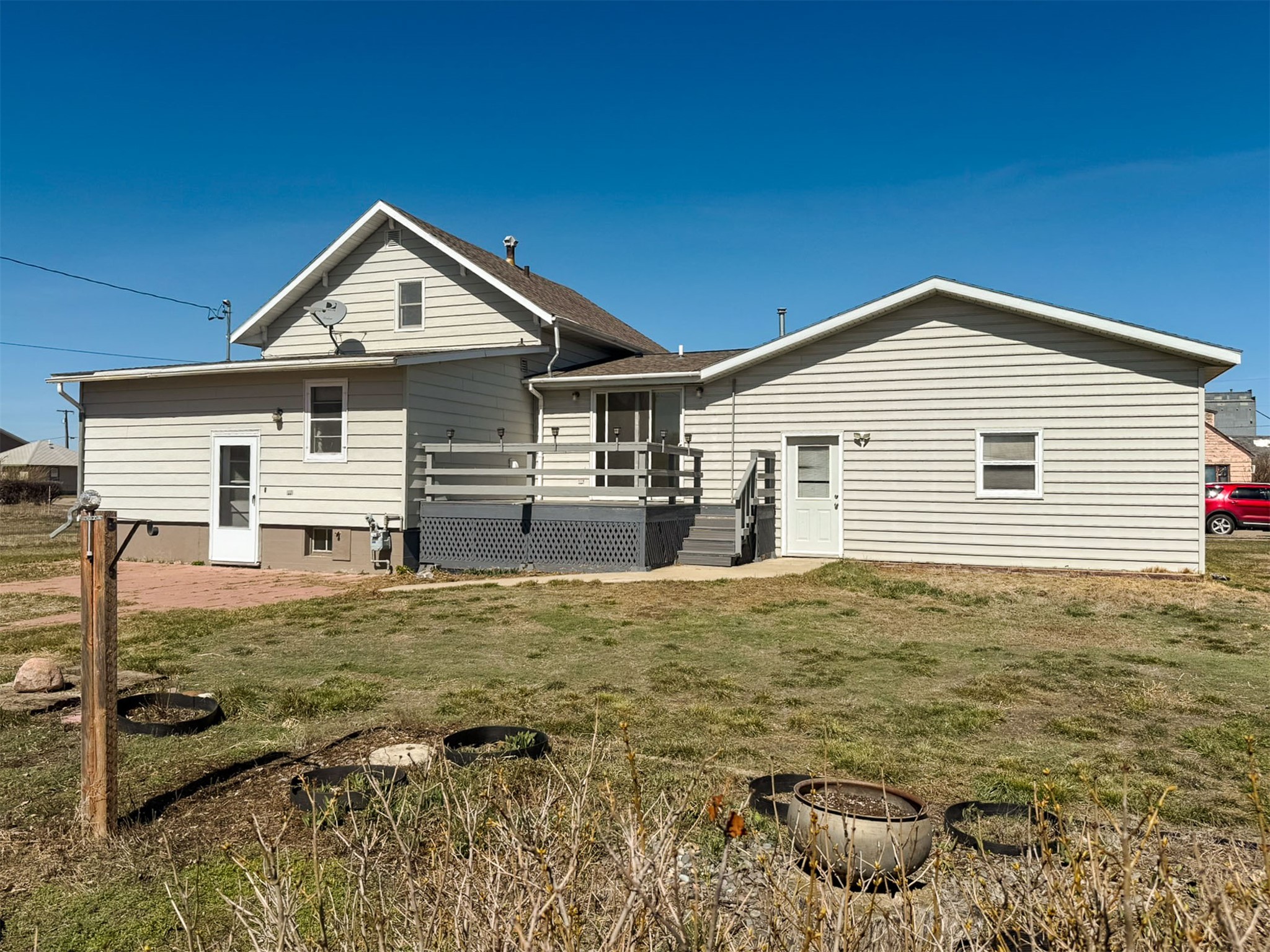 123 W Jefferson Avenue