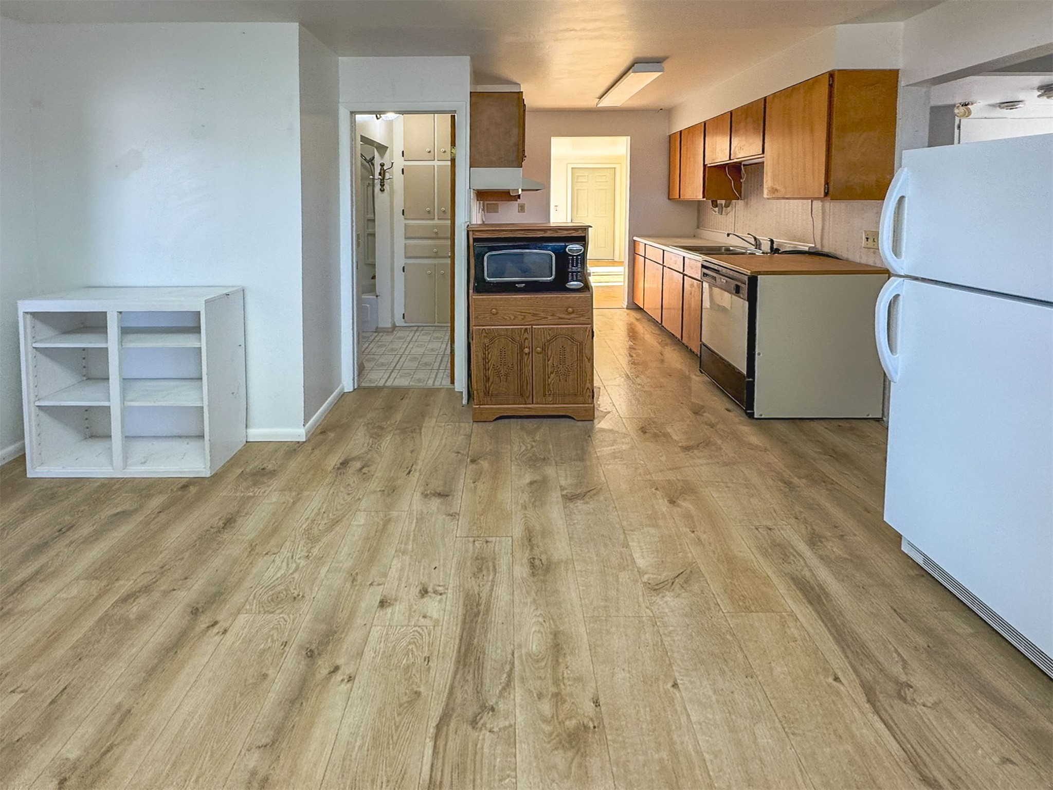 123 W Jefferson Avenue