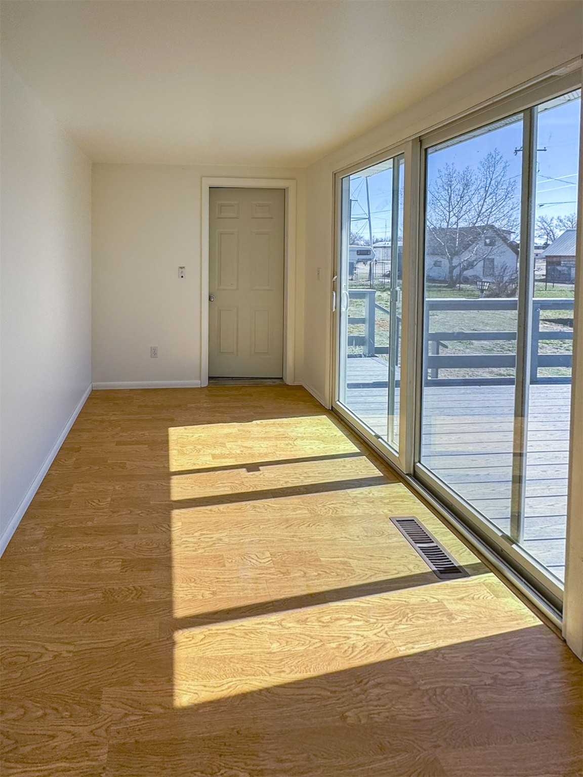 123 W Jefferson Avenue