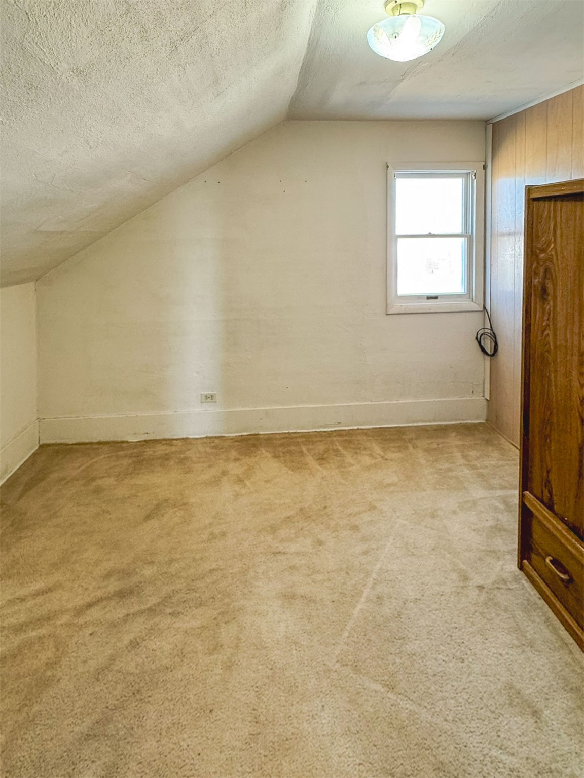 123 W Jefferson Avenue