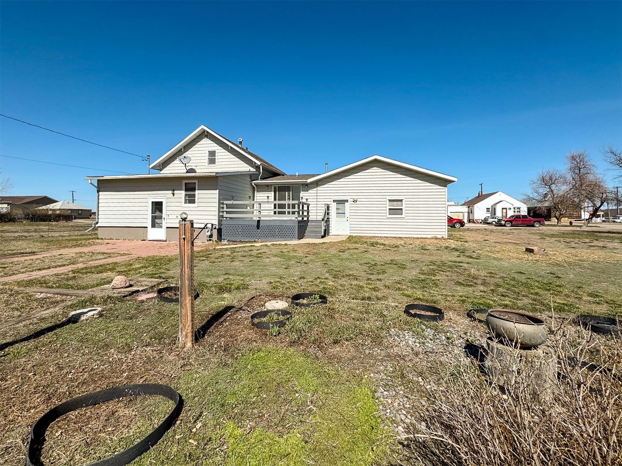 123 W Jefferson Avenue