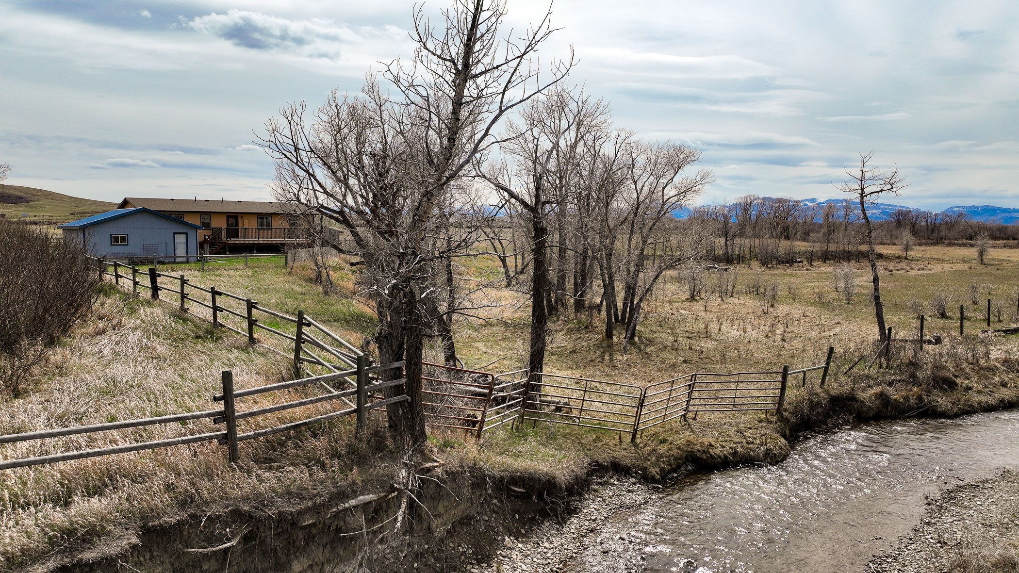 308 Creek Road