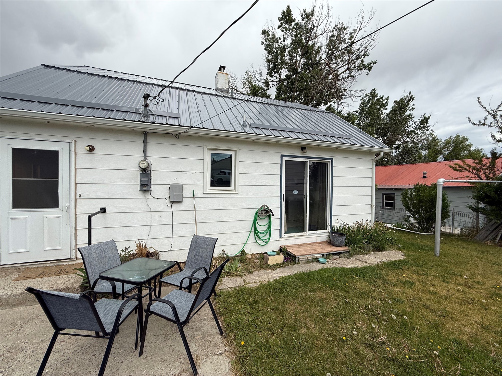 121 8th Avenue SE