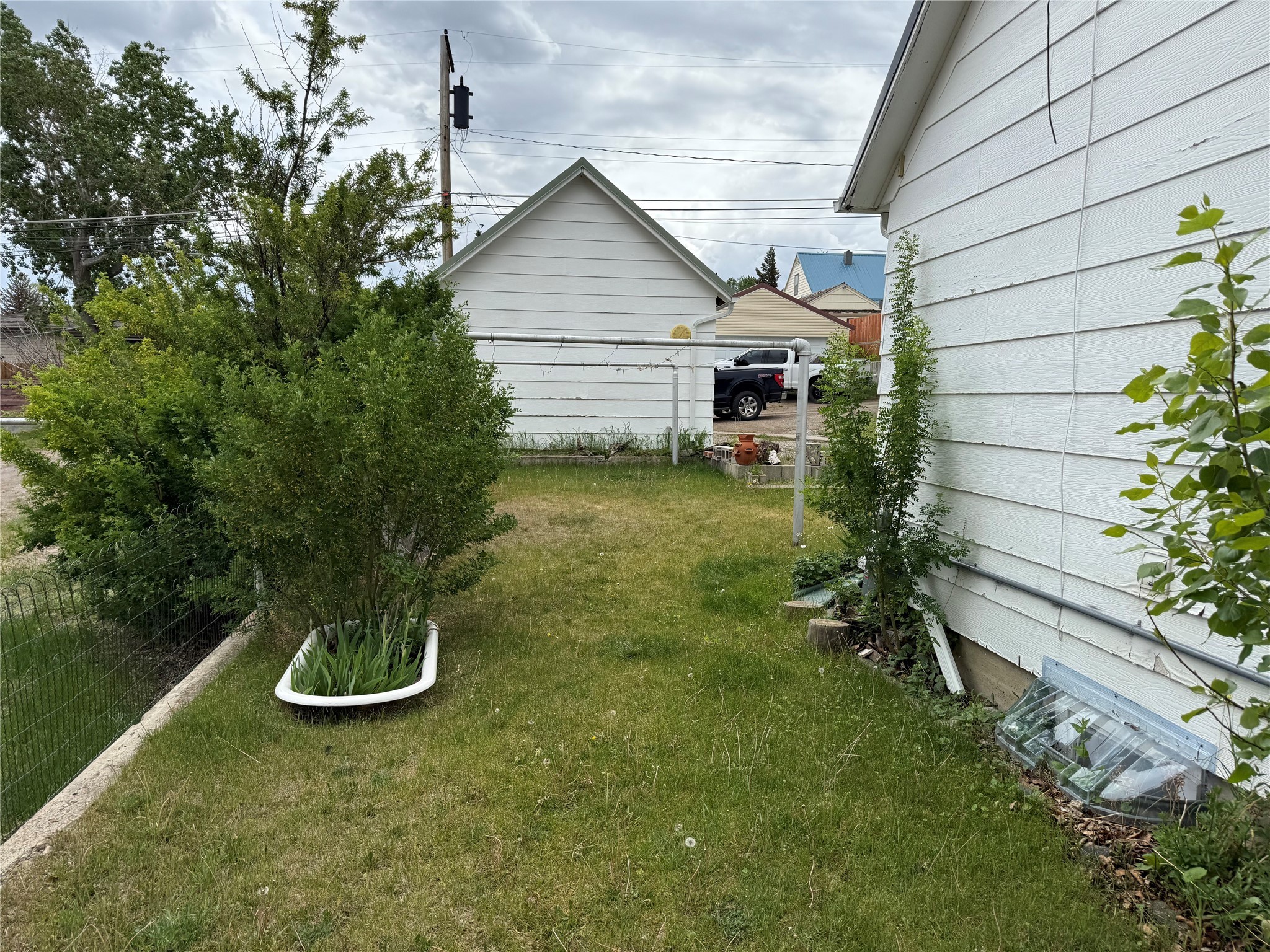 121 8th Avenue SE