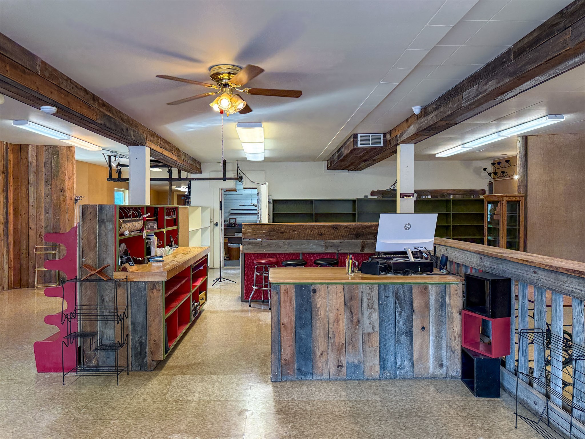 122 Main Street A