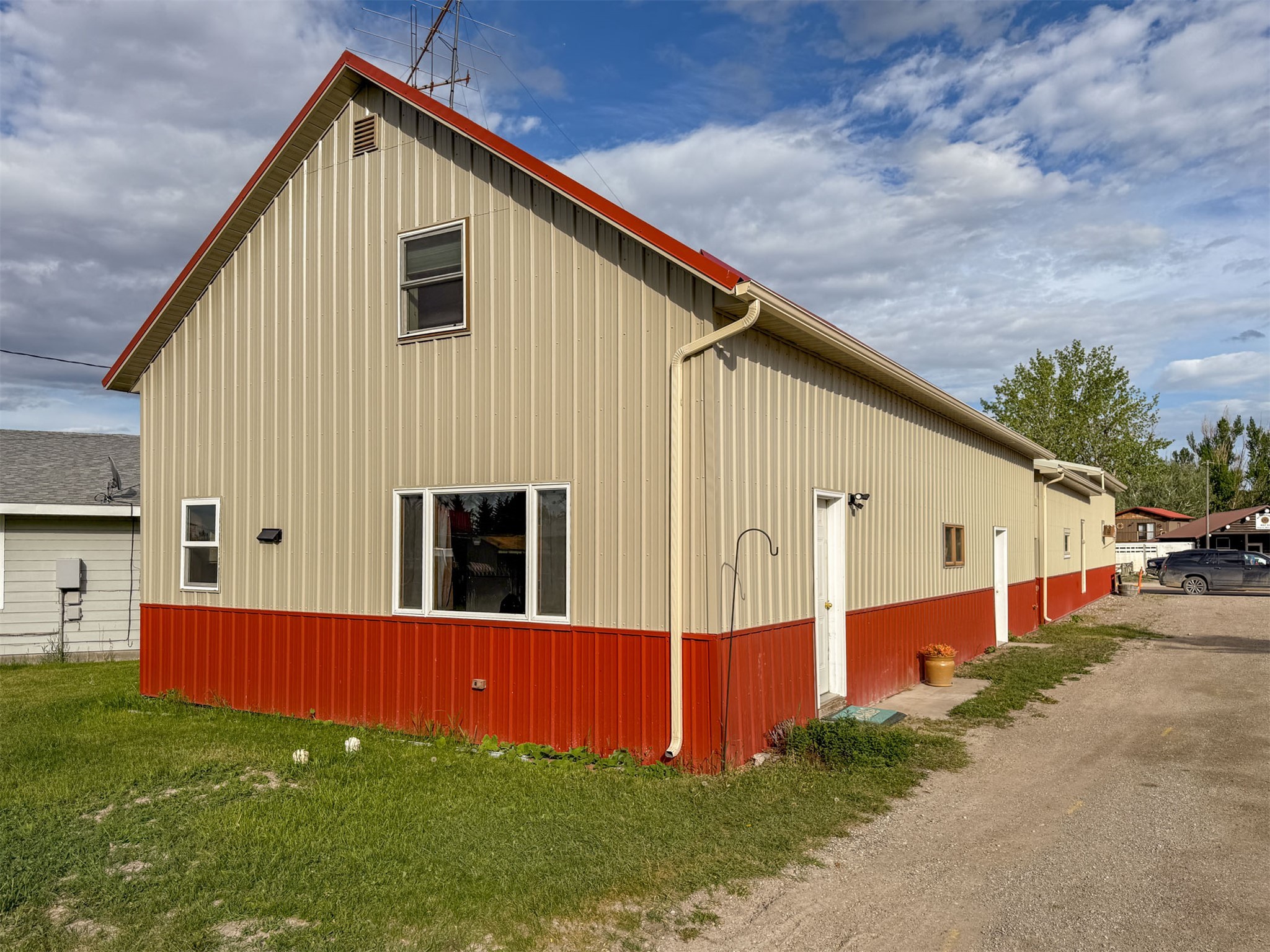 122 Main Street A