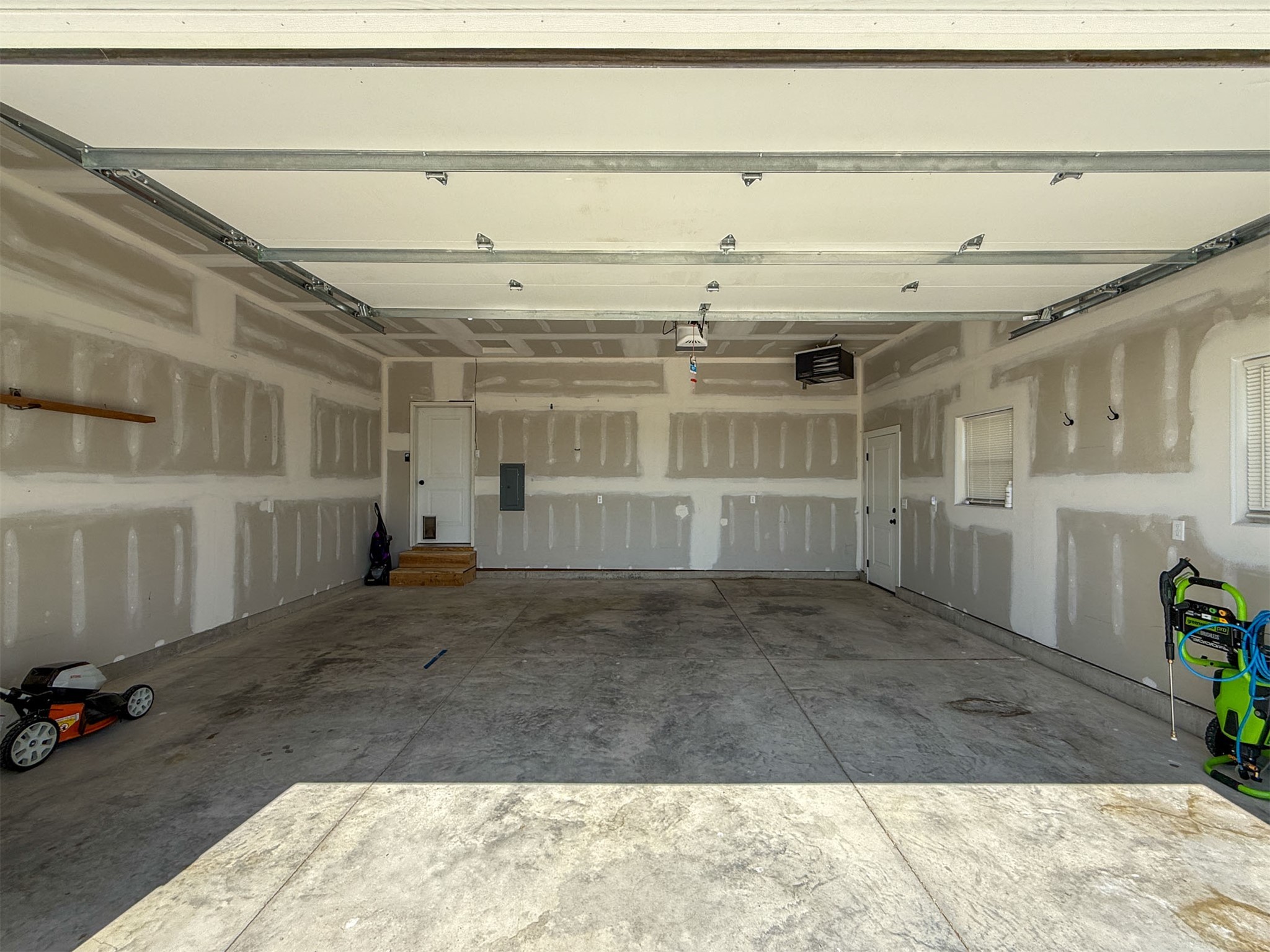 502 Mountain View Drive