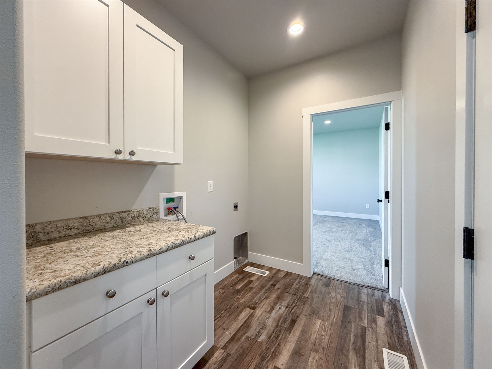 502 Mountain View Drive