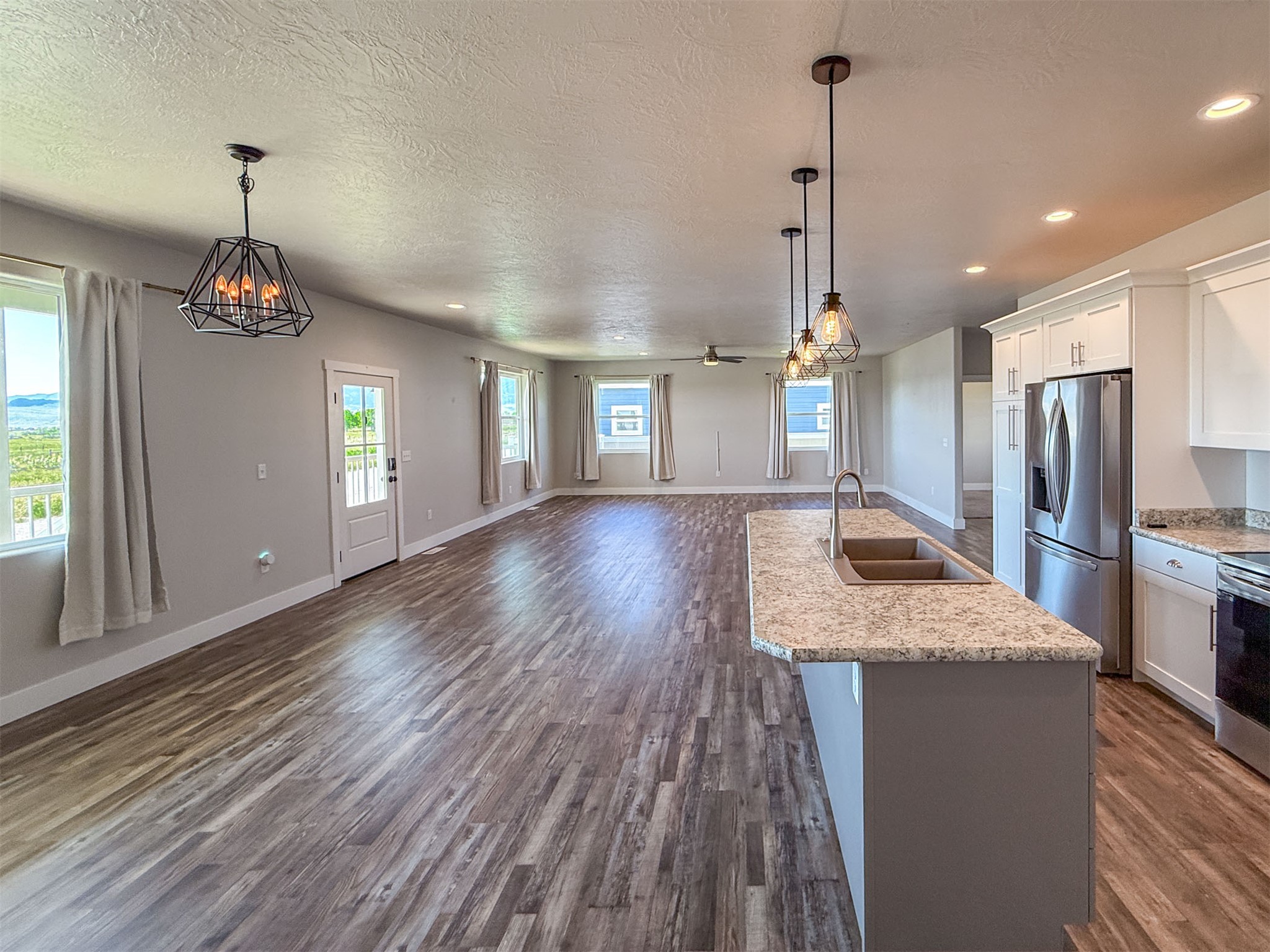 502 Mountain View Drive