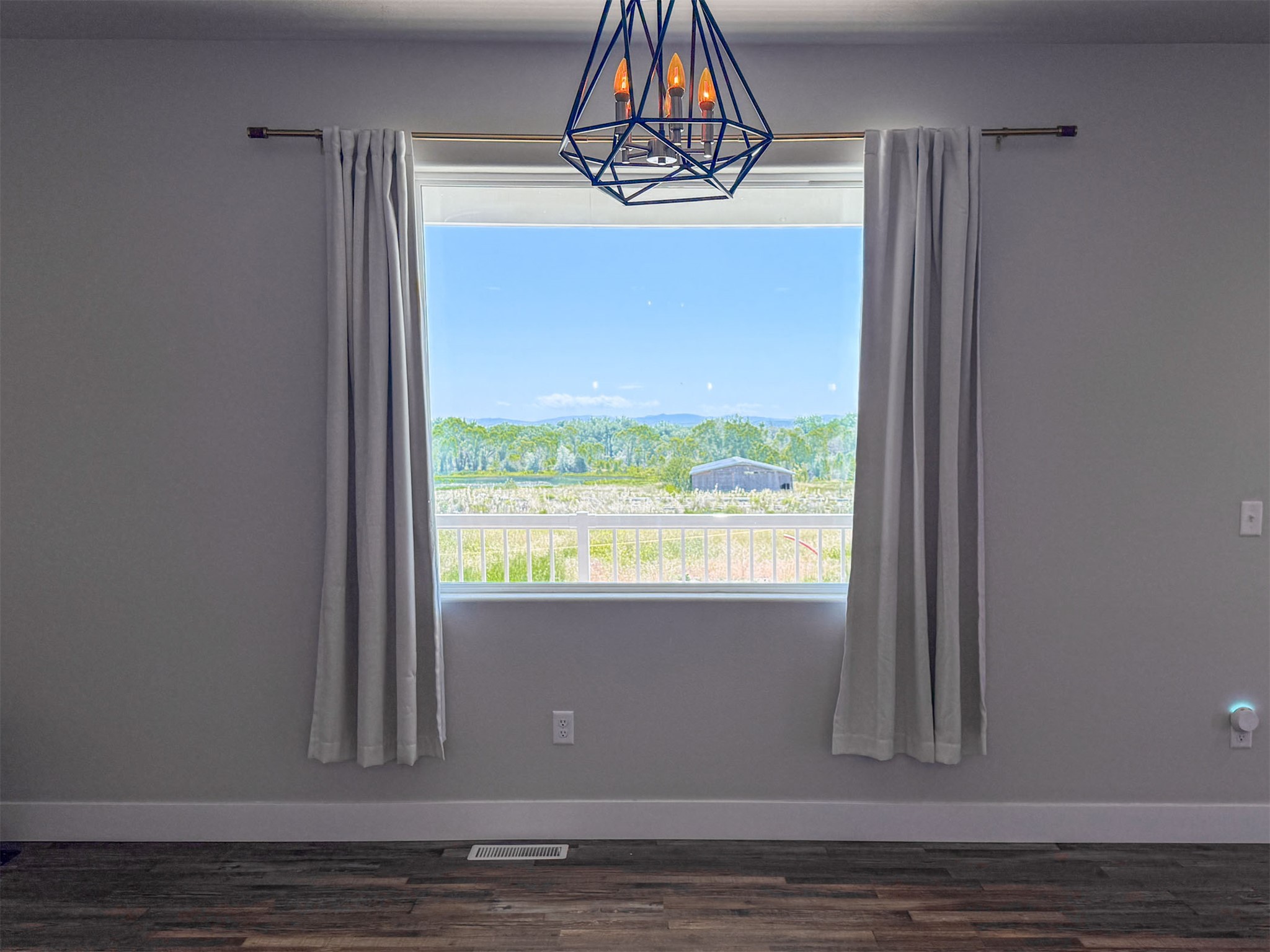 502 Mountain View Drive