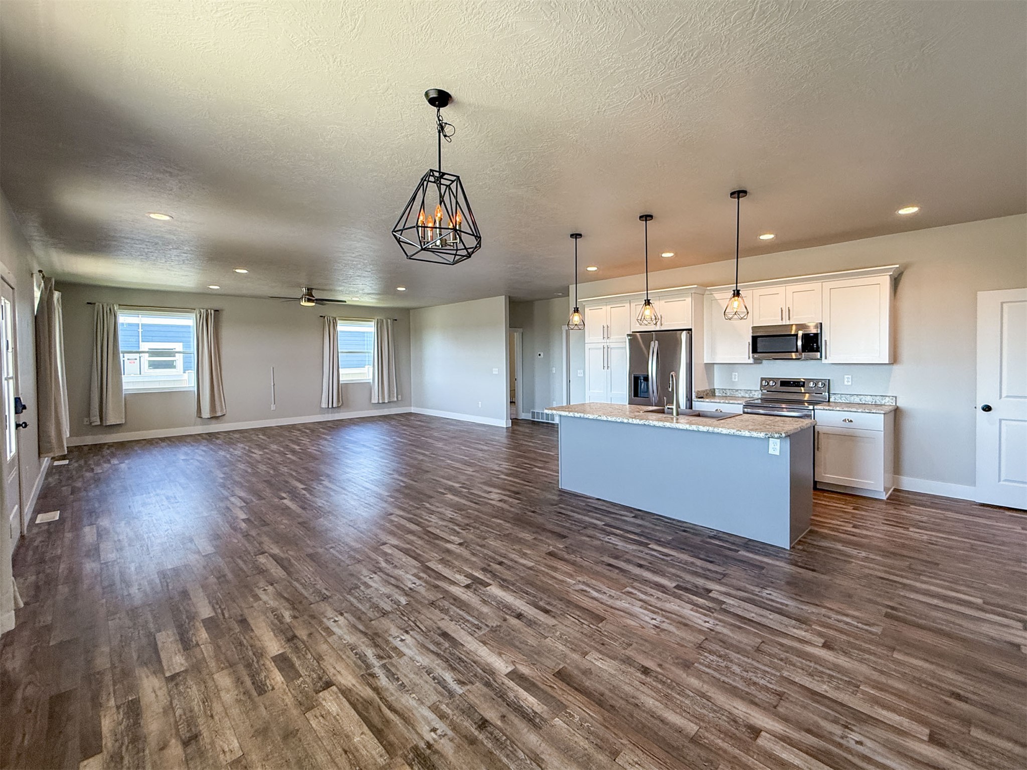 502 Mountain View Drive