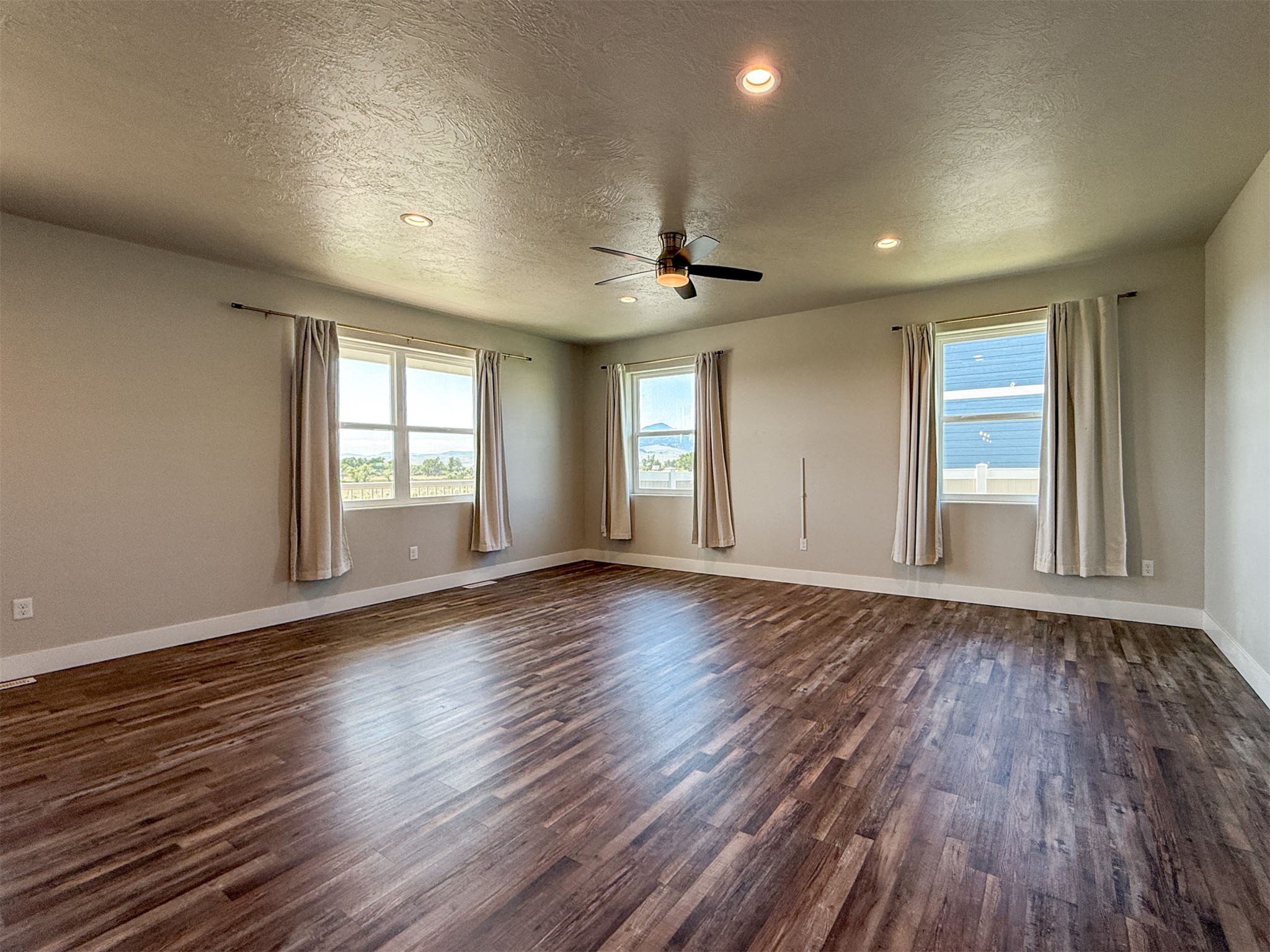 502 Mountain View Drive