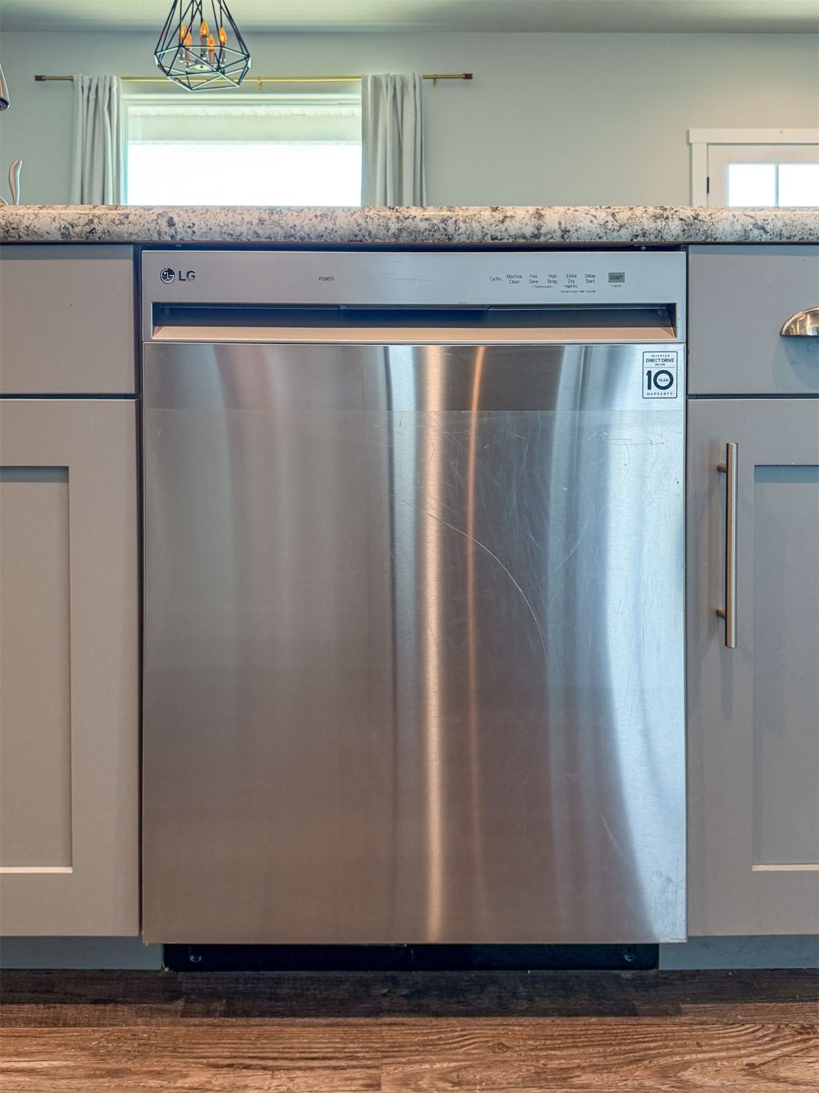 502 Mountain View Drive