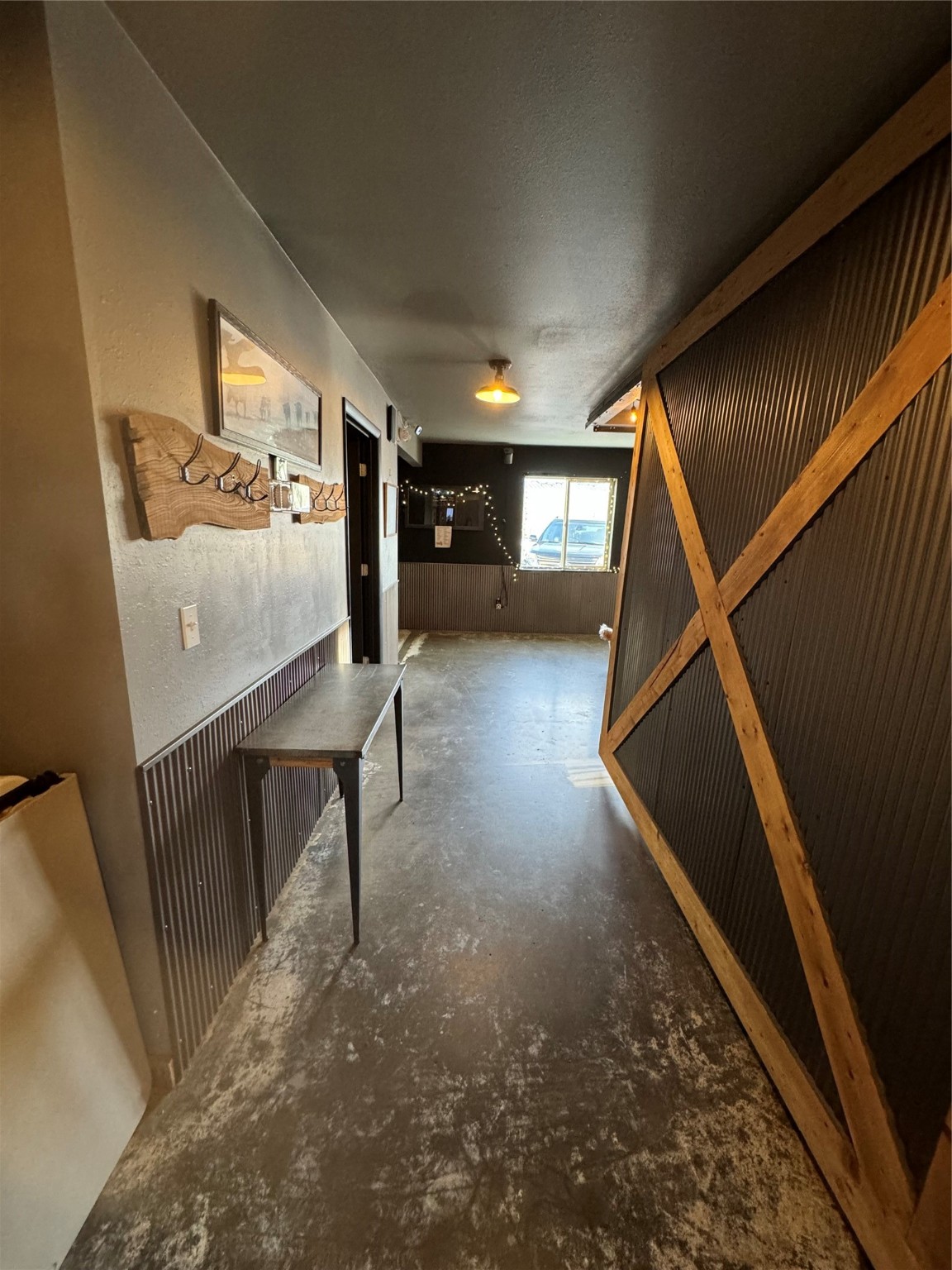 315 E Railroad Street