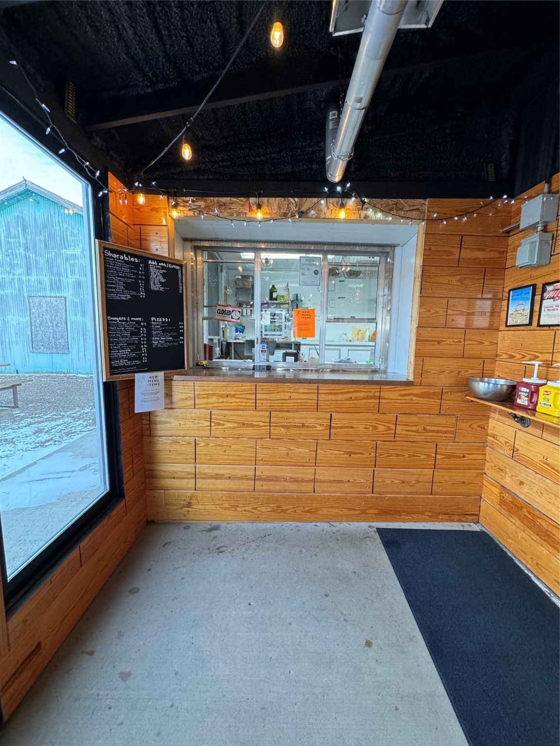 315 E Railroad Street